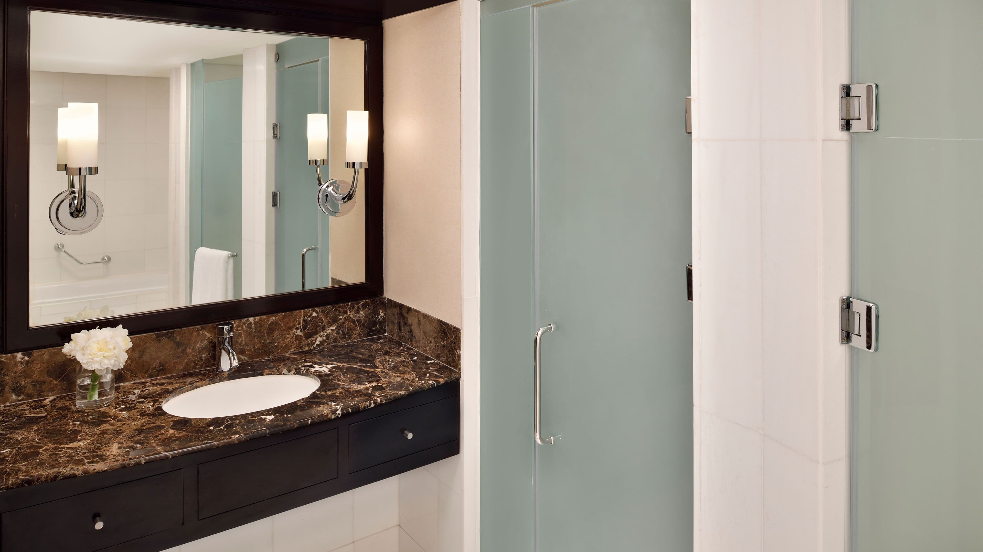 InterContinental Abu Dhabi — 26