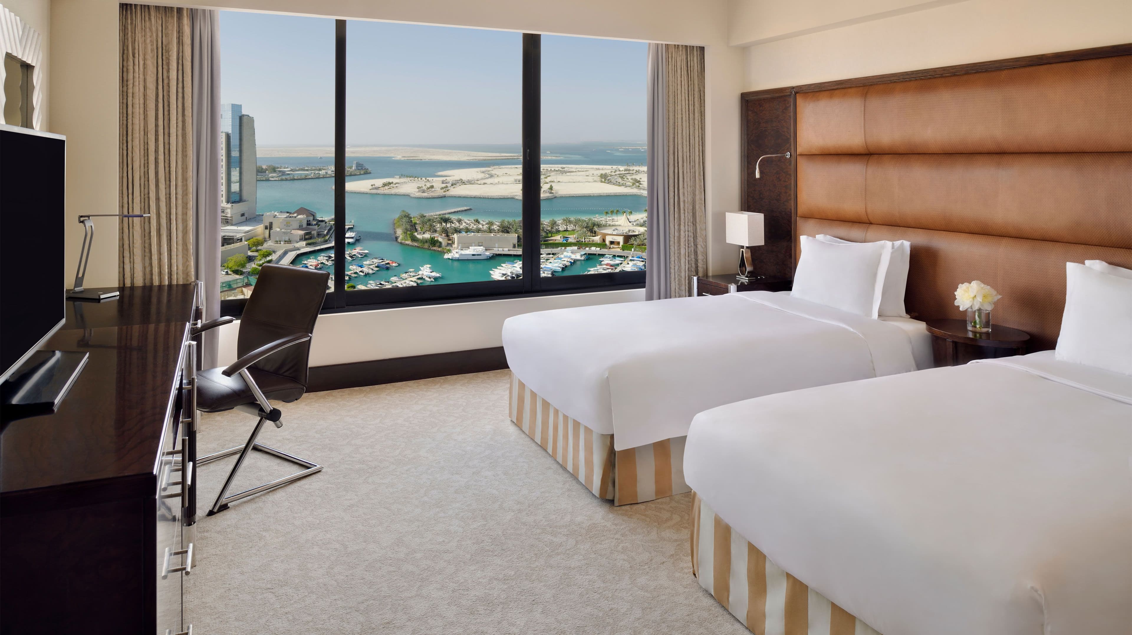 InterContinental Abu Dhabi — 25