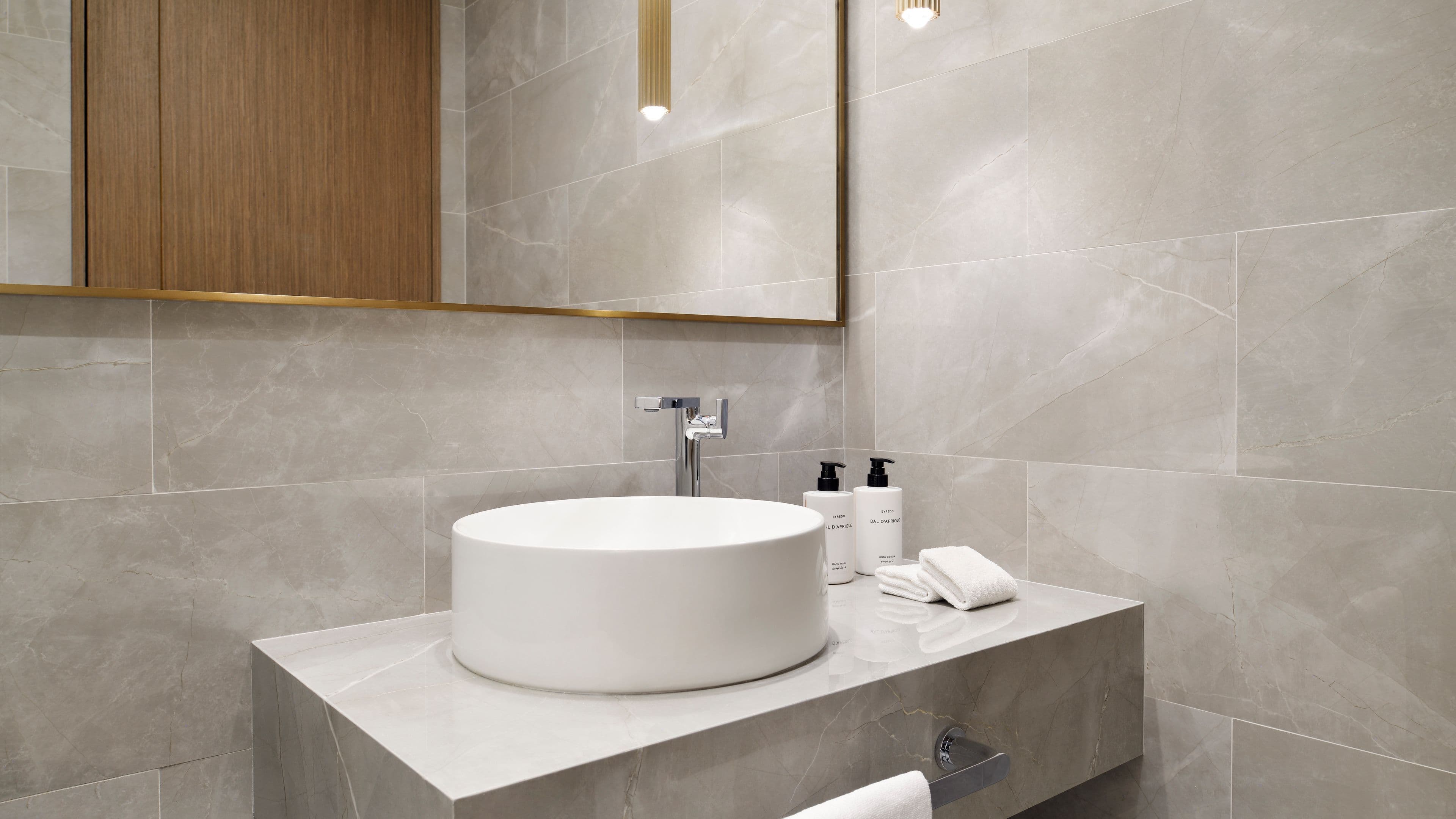 1 Bedroom Apartment - Image 5