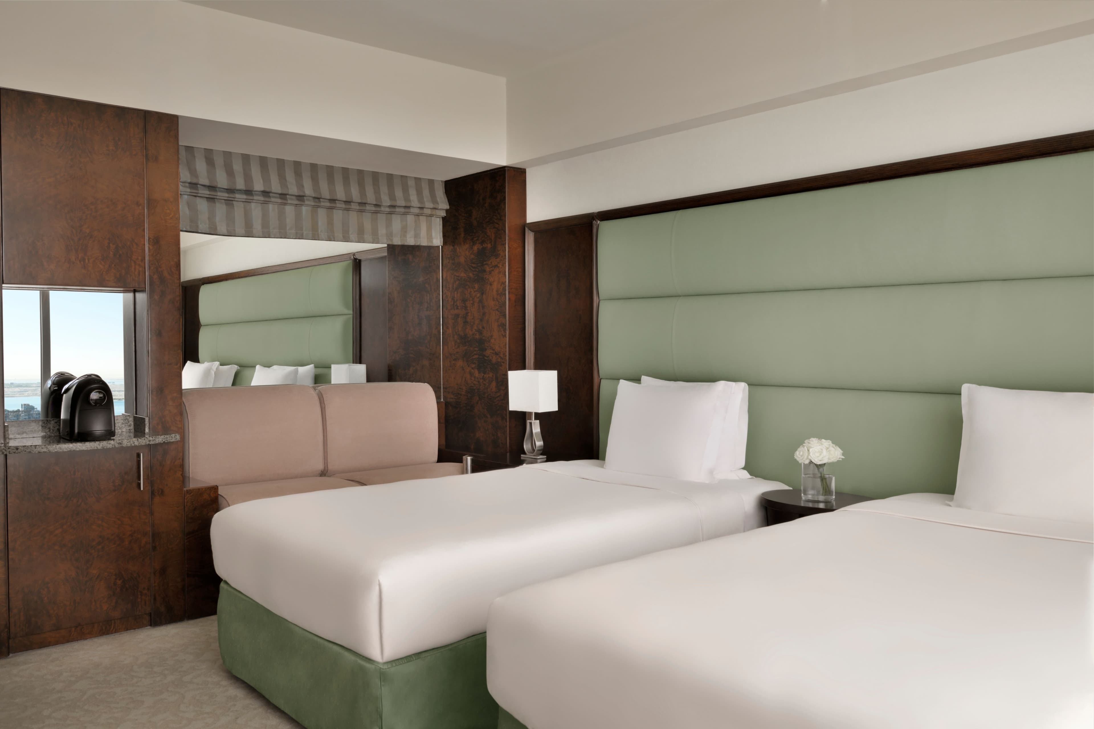 InterContinental Abu Dhabi — 30