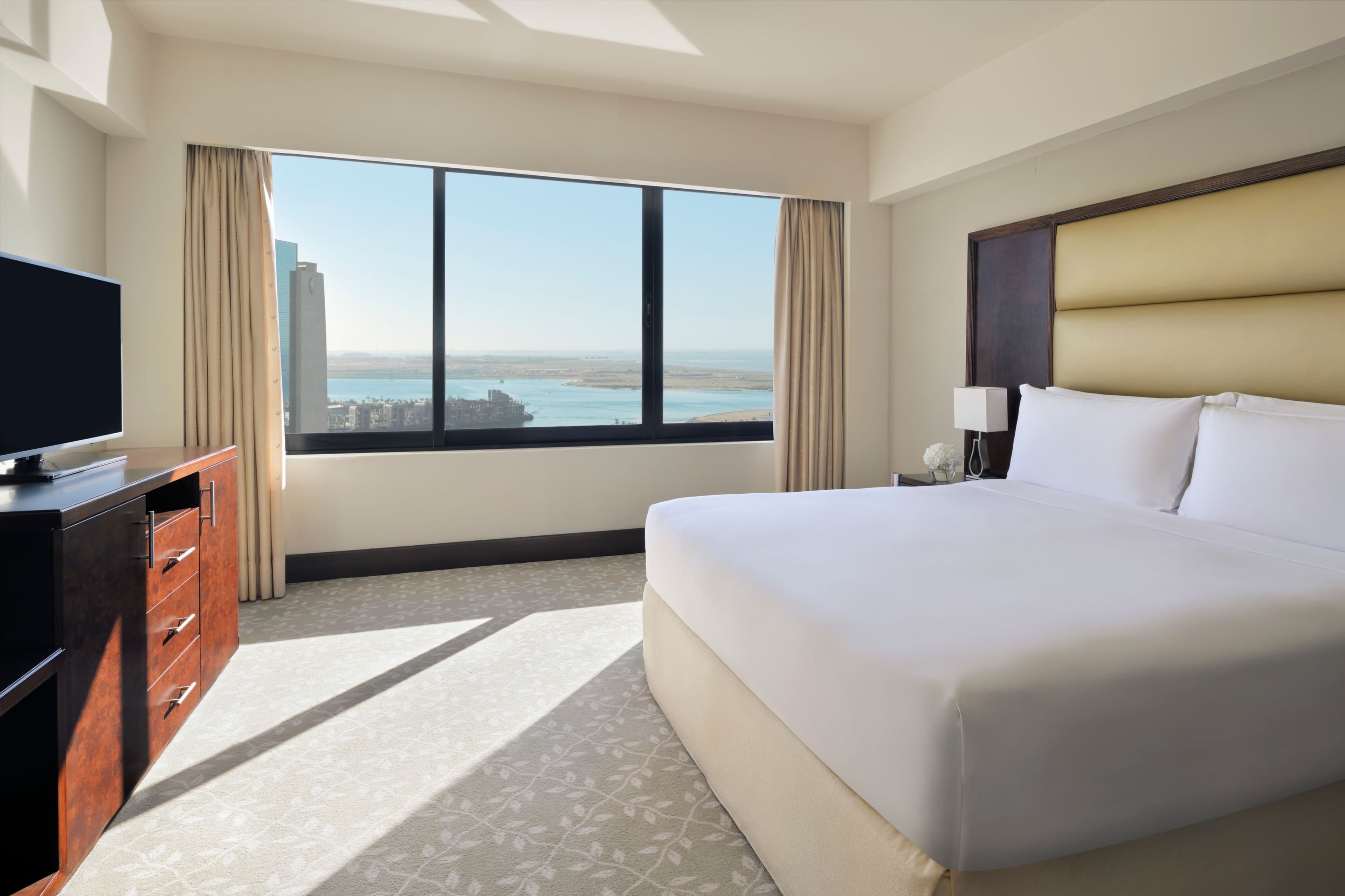 InterContinental Abu Dhabi — 44