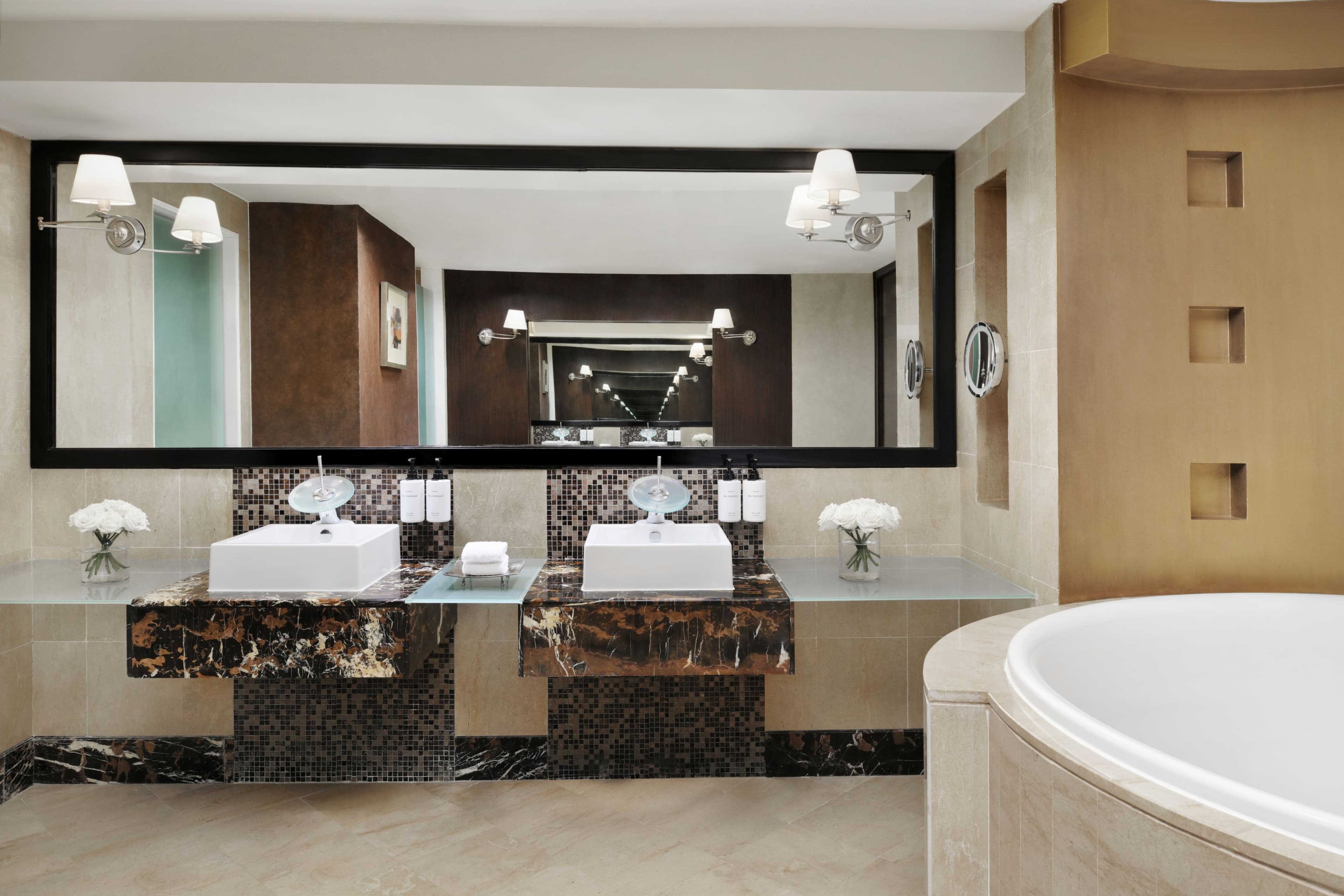 InterContinental Abu Dhabi — 77