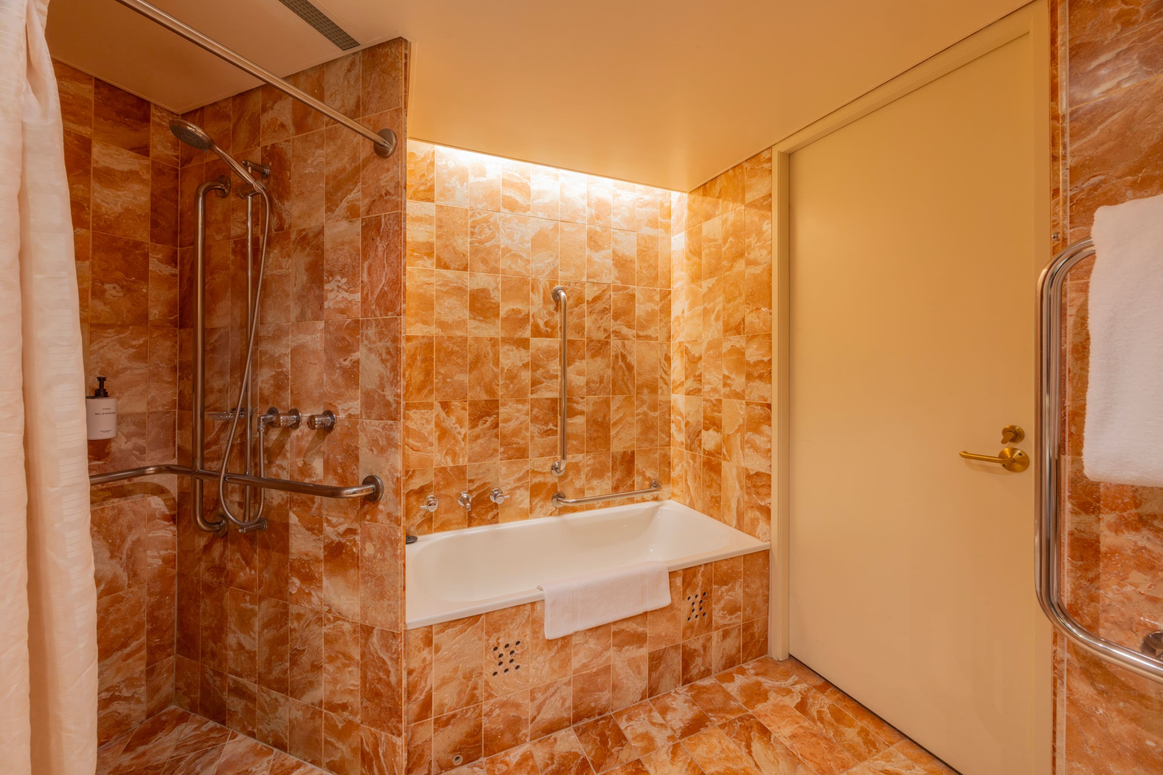 InterContinental Adelaide — 8