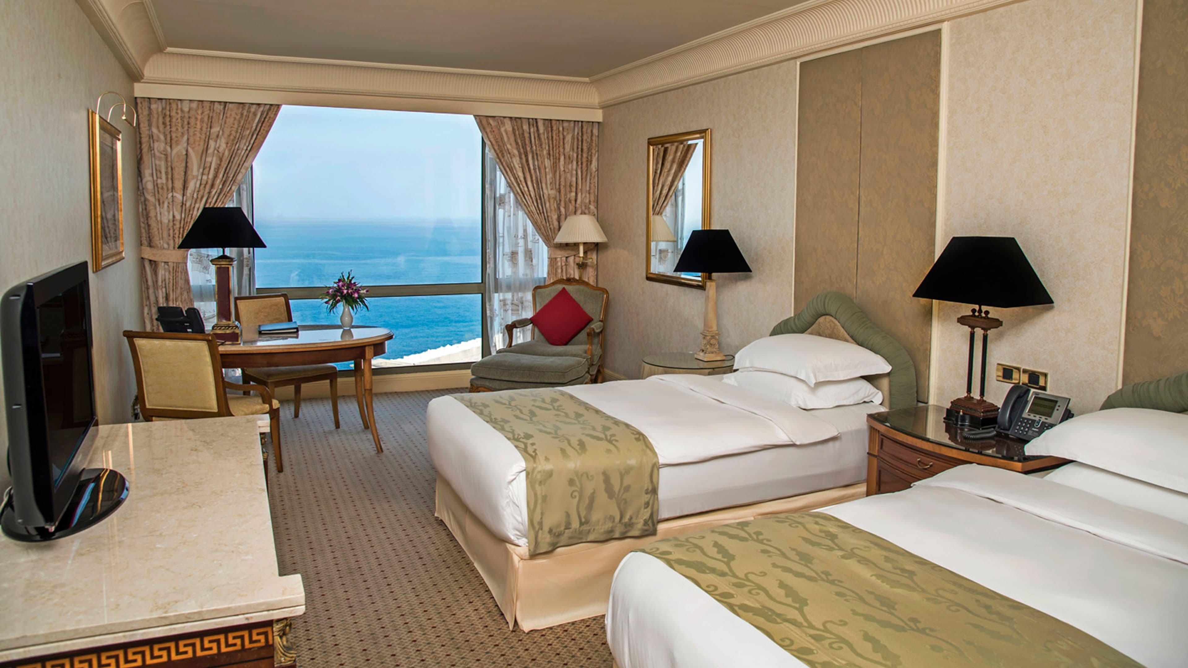 InterContinental Phoenicia Beirut — 42