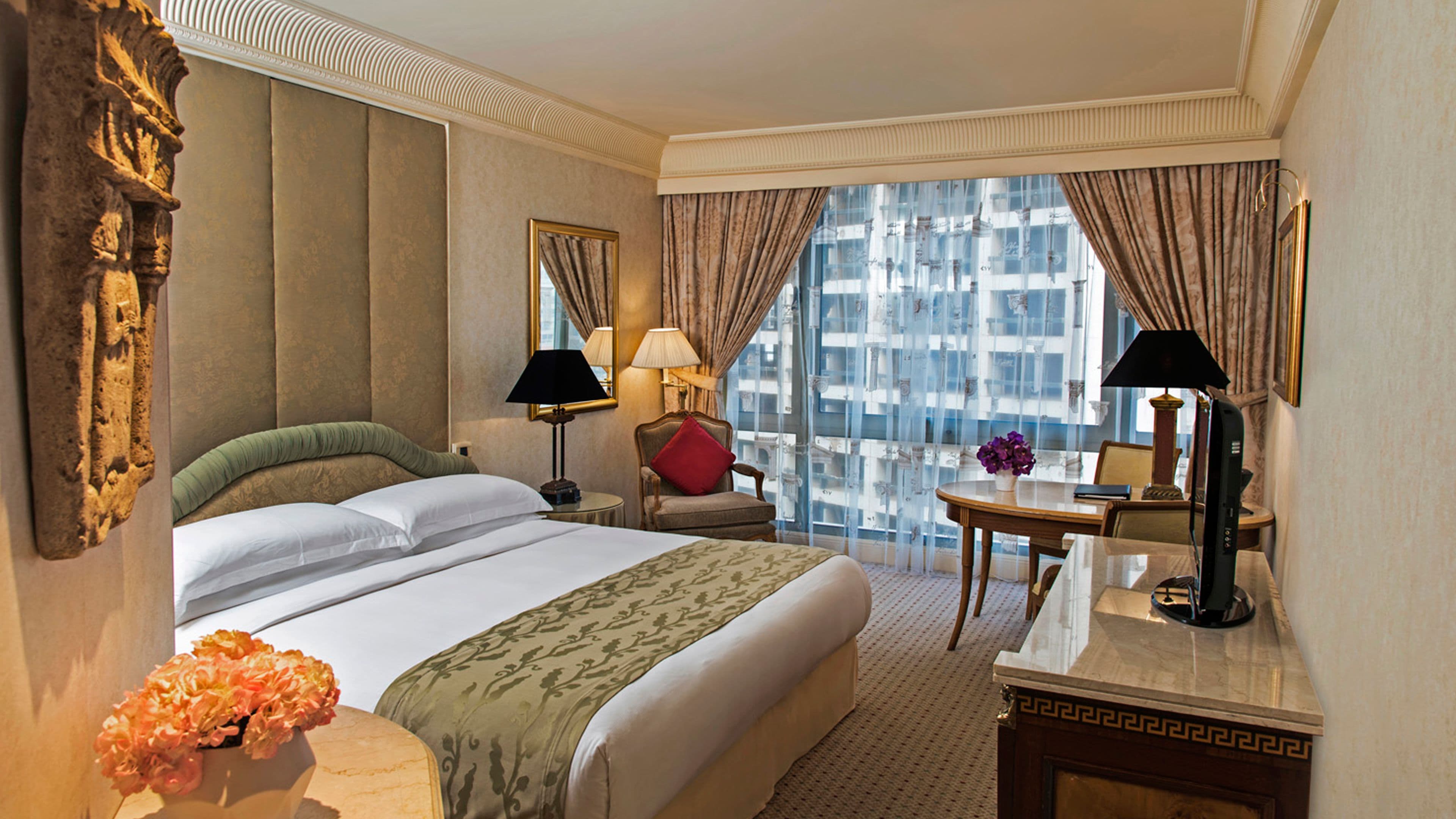 InterContinental Phoenicia Beirut — 4