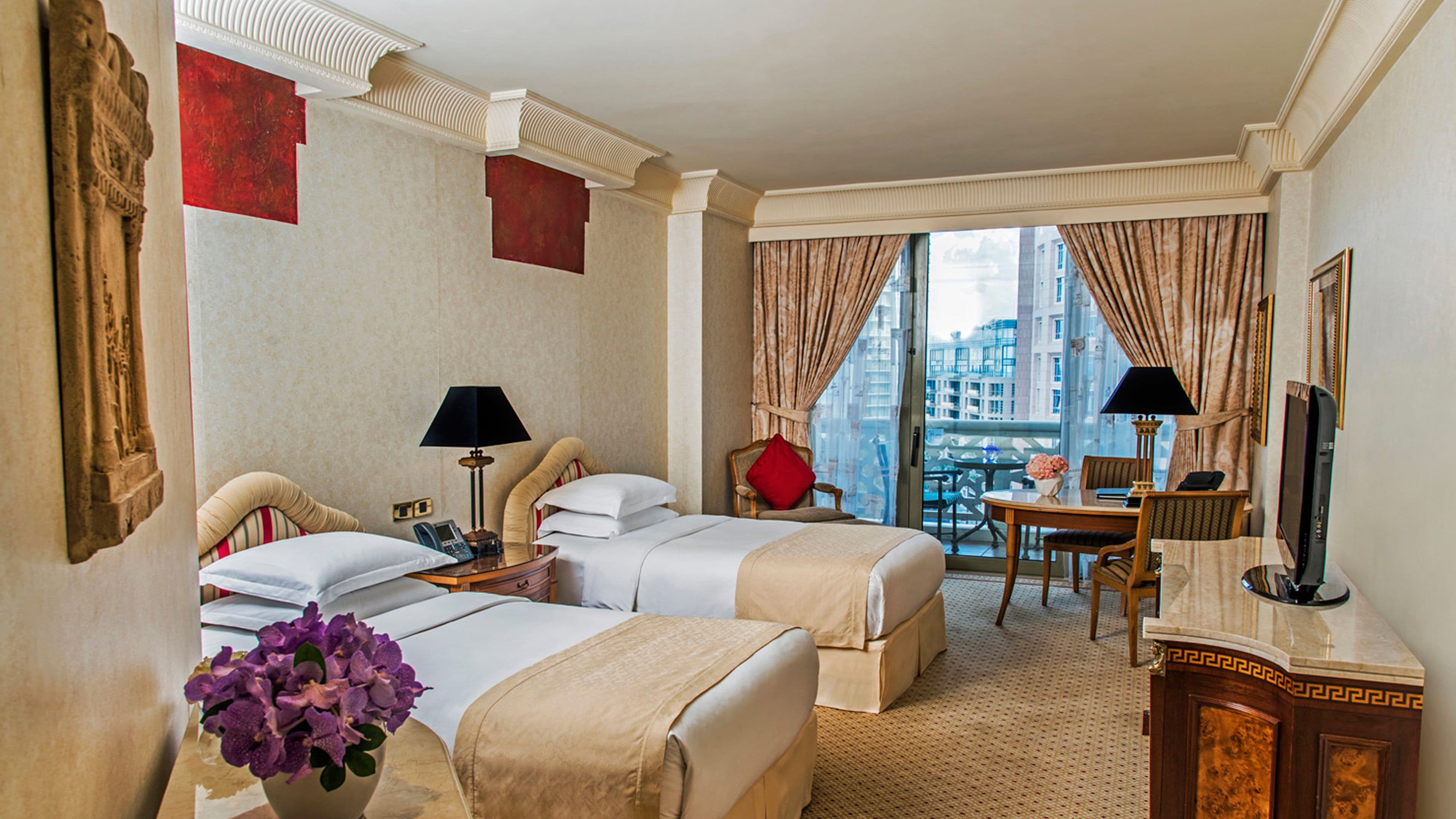 InterContinental Phoenicia Beirut — 39