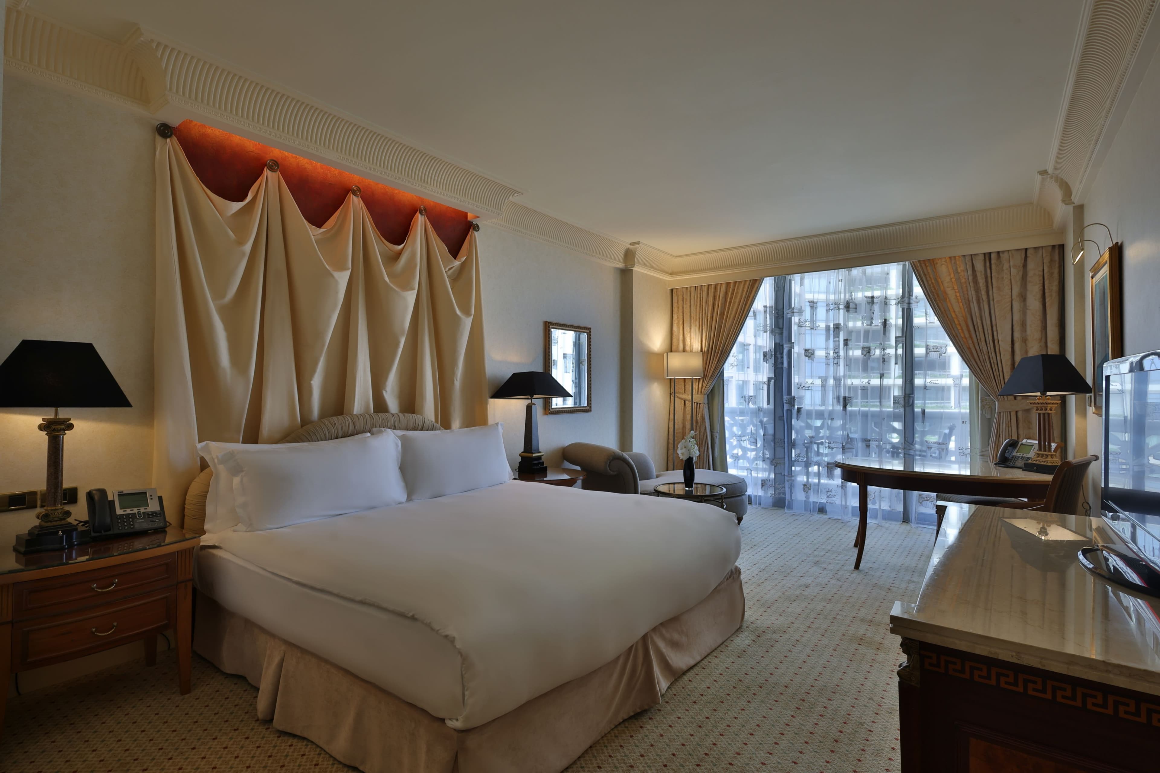 InterContinental Phoenicia Beirut — 12