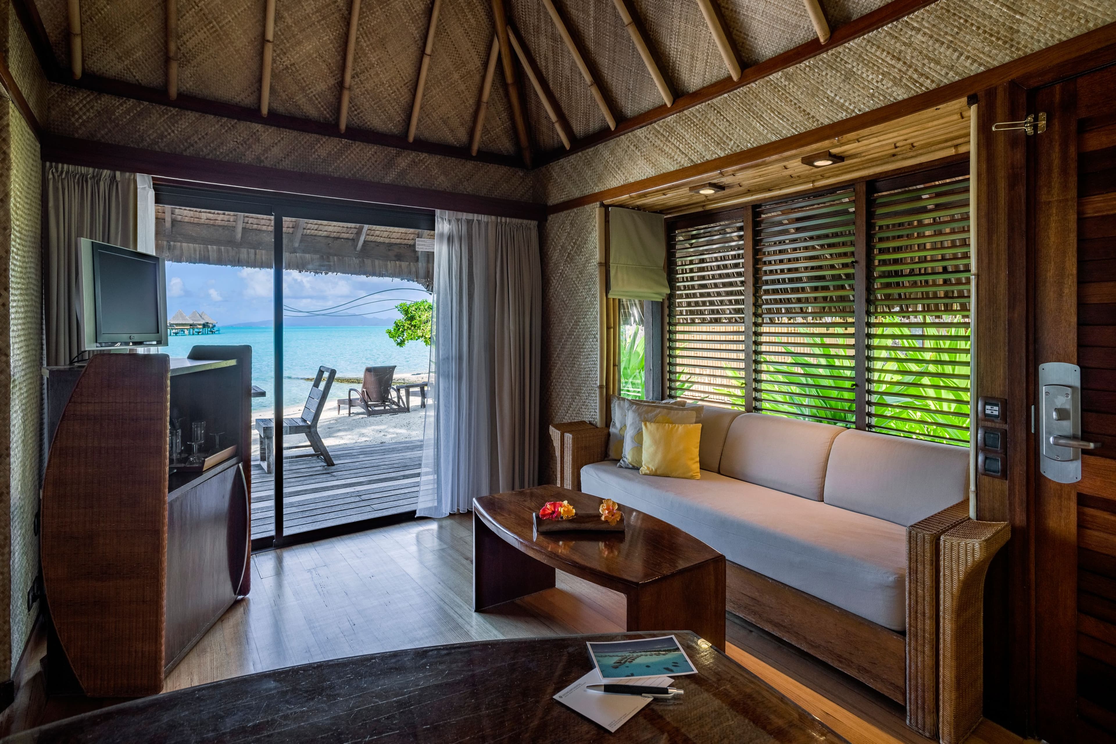 InterContinental Bora Bora Le Moana Resort - Image 4