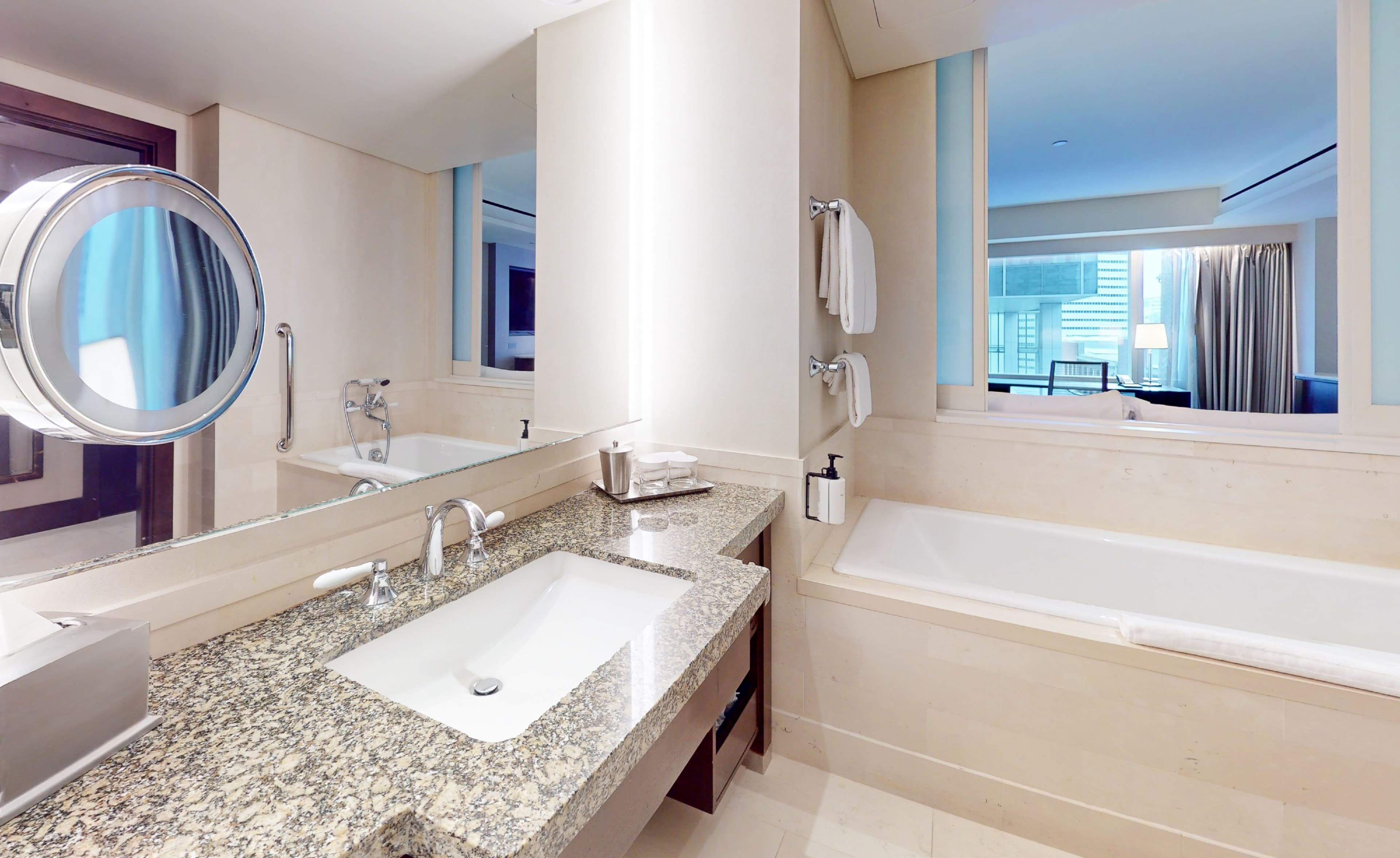 InterContinental Boston — 32