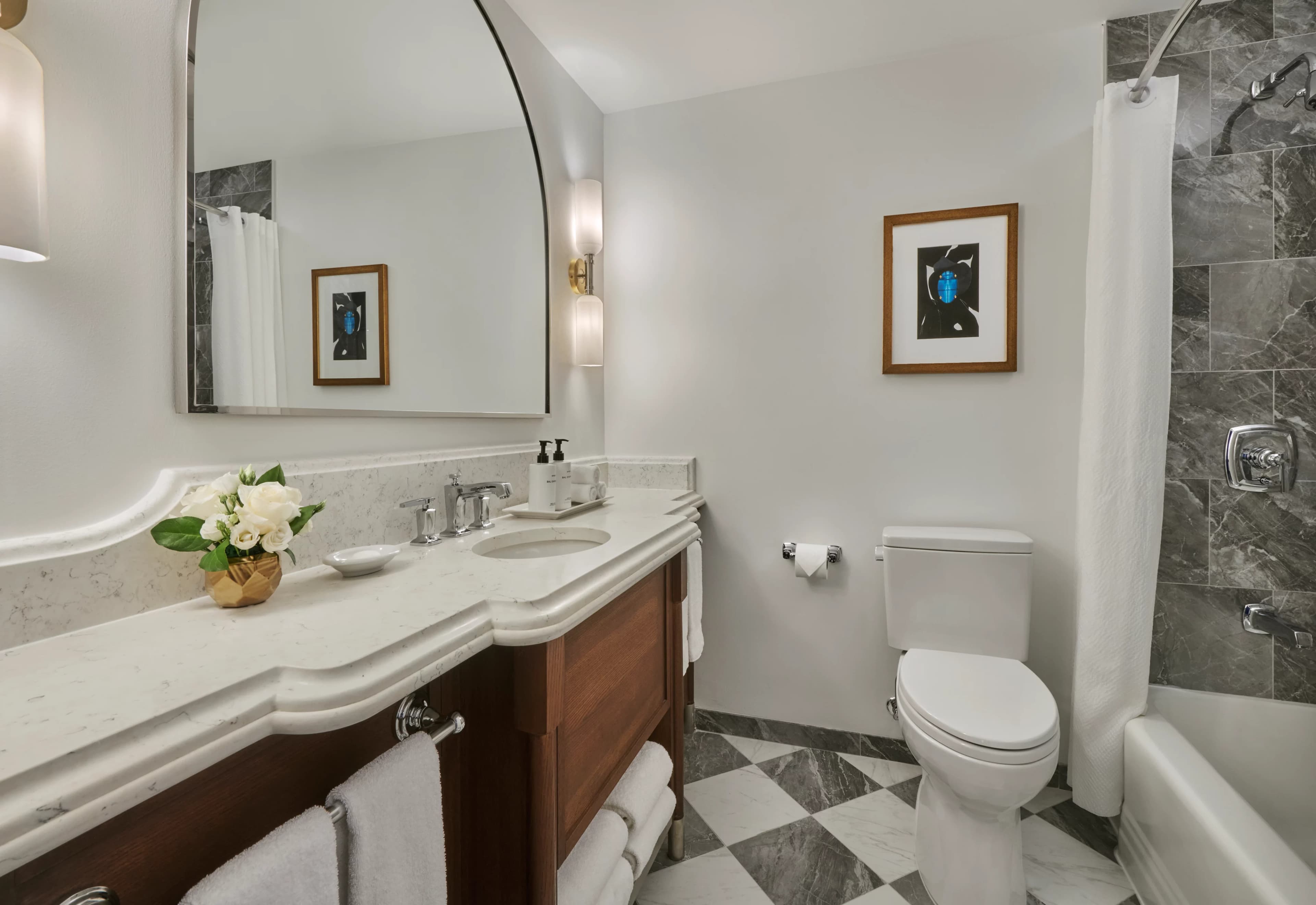 InterContinental Chicago Magnificent Mile — 29
