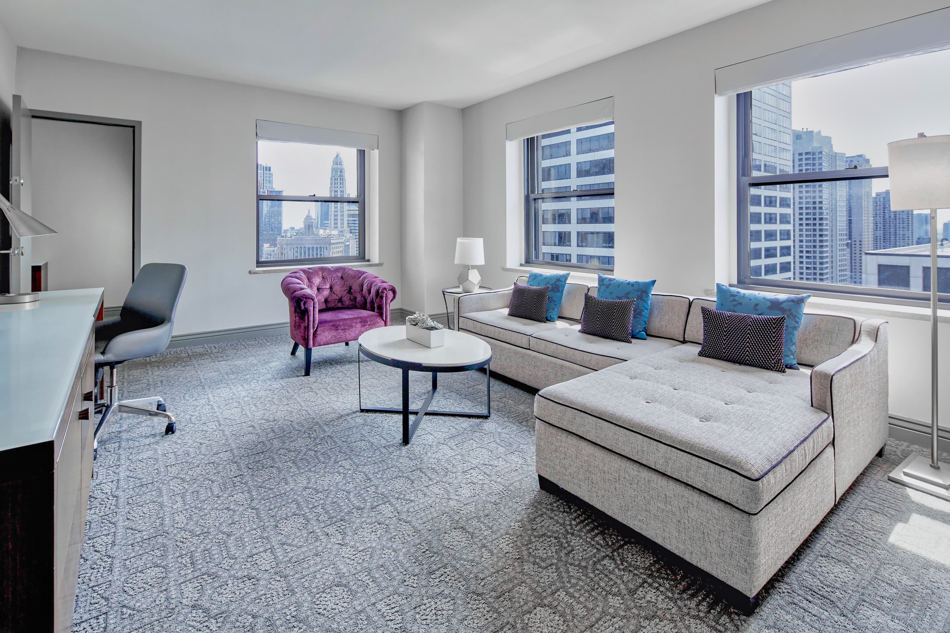 InterContinental Chicago Magnificent Mile — 99