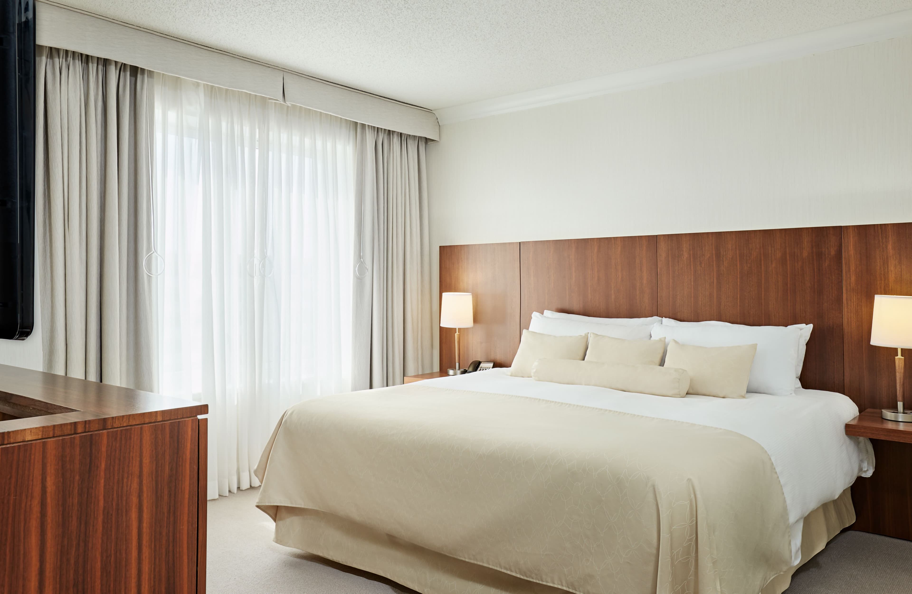 InterContinental Suites Hotel Cleveland — 9