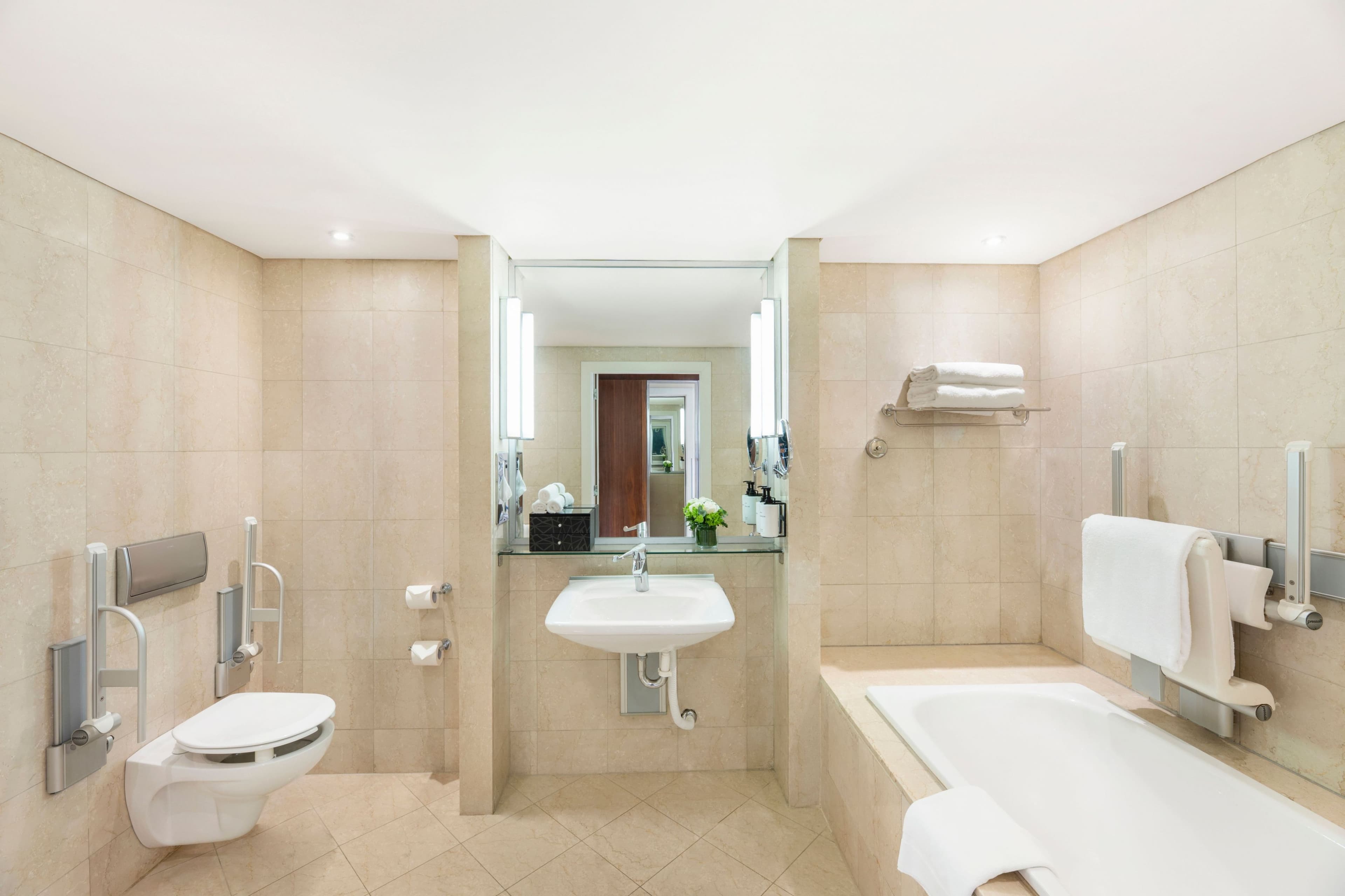 InterContinental Doha Beach & Spa — 15