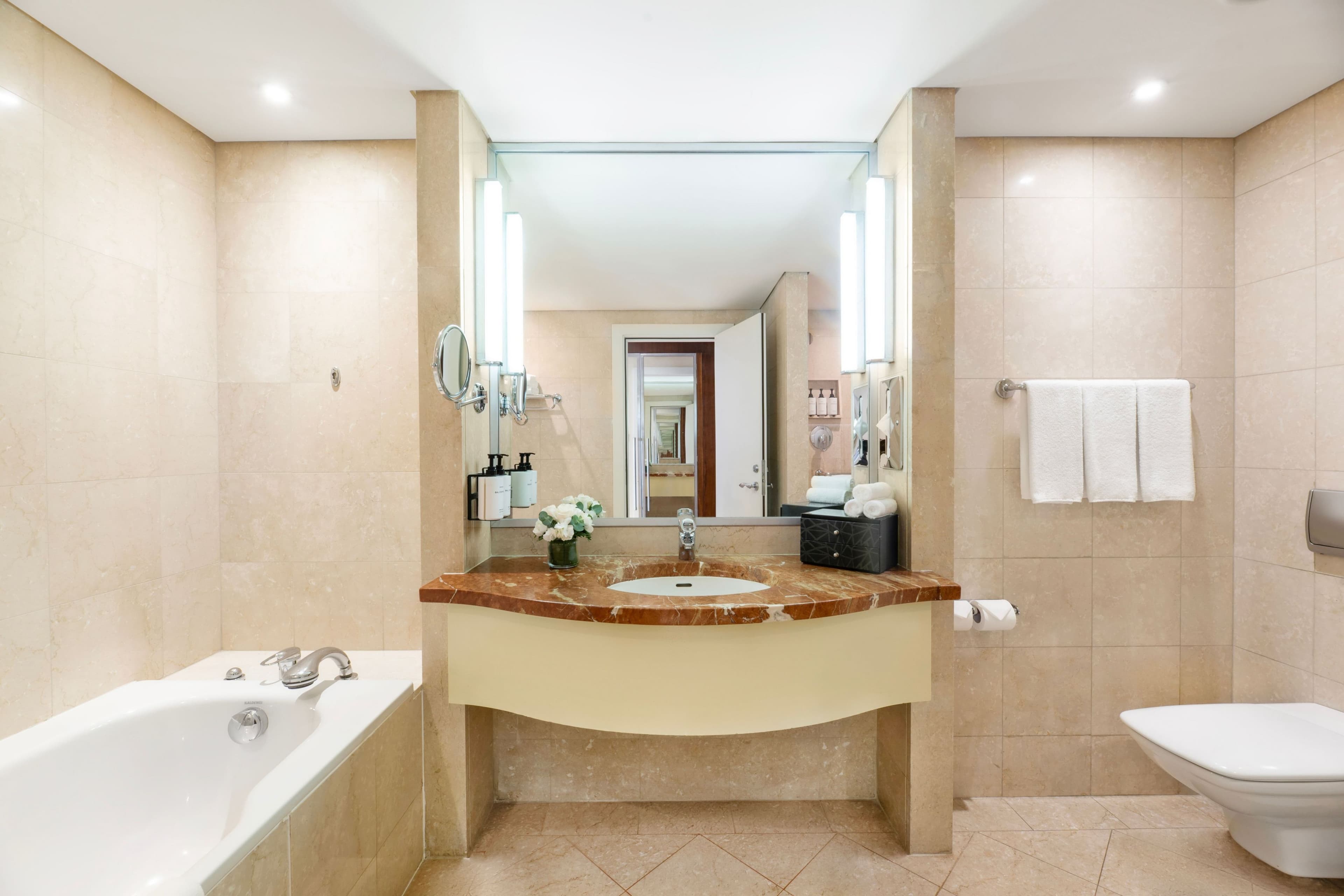 InterContinental Doha Beach & Spa — 7