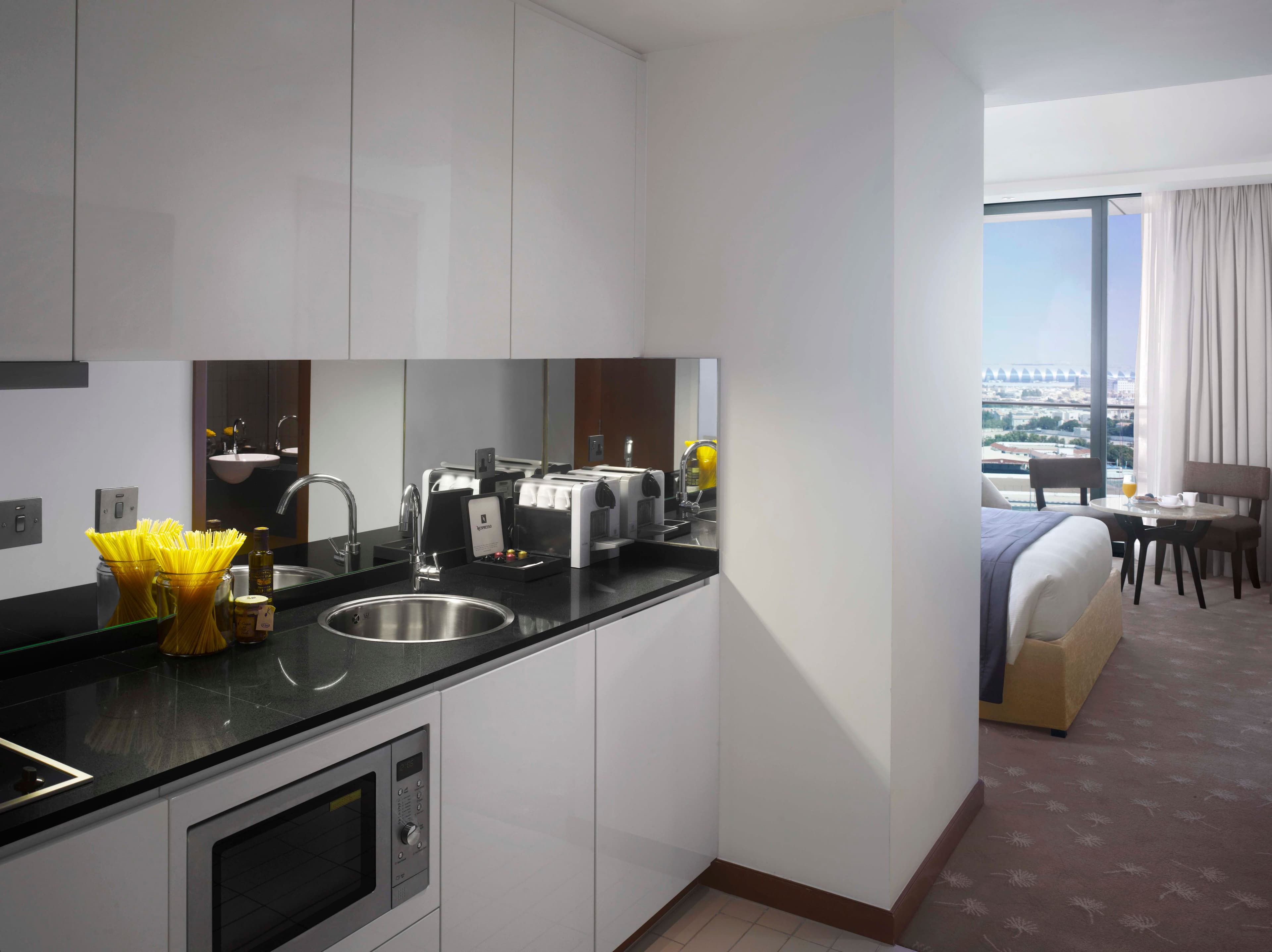 InterContinental Residence Suites Dubai F.C - Image 2