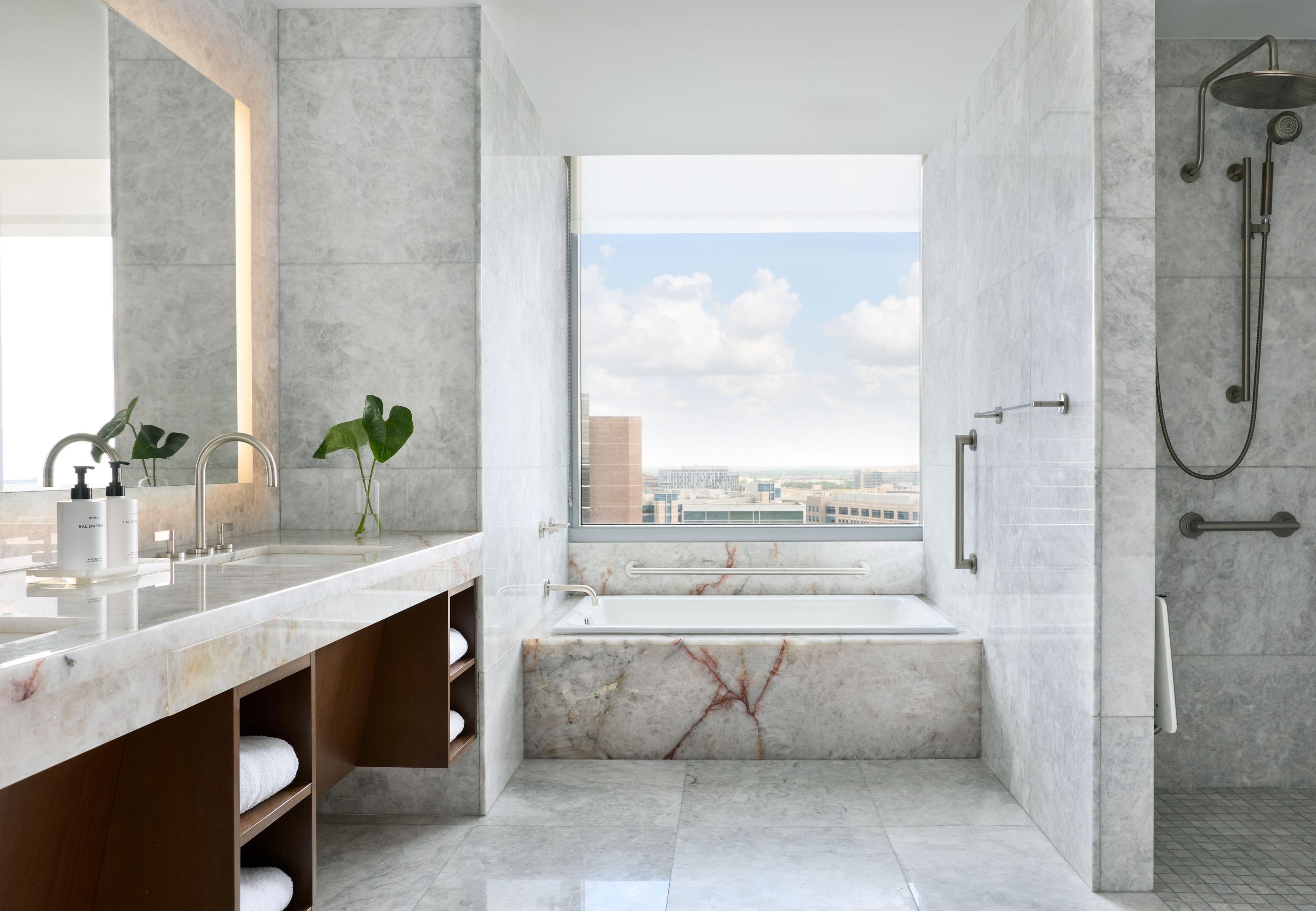 InterContinental Houston — 83