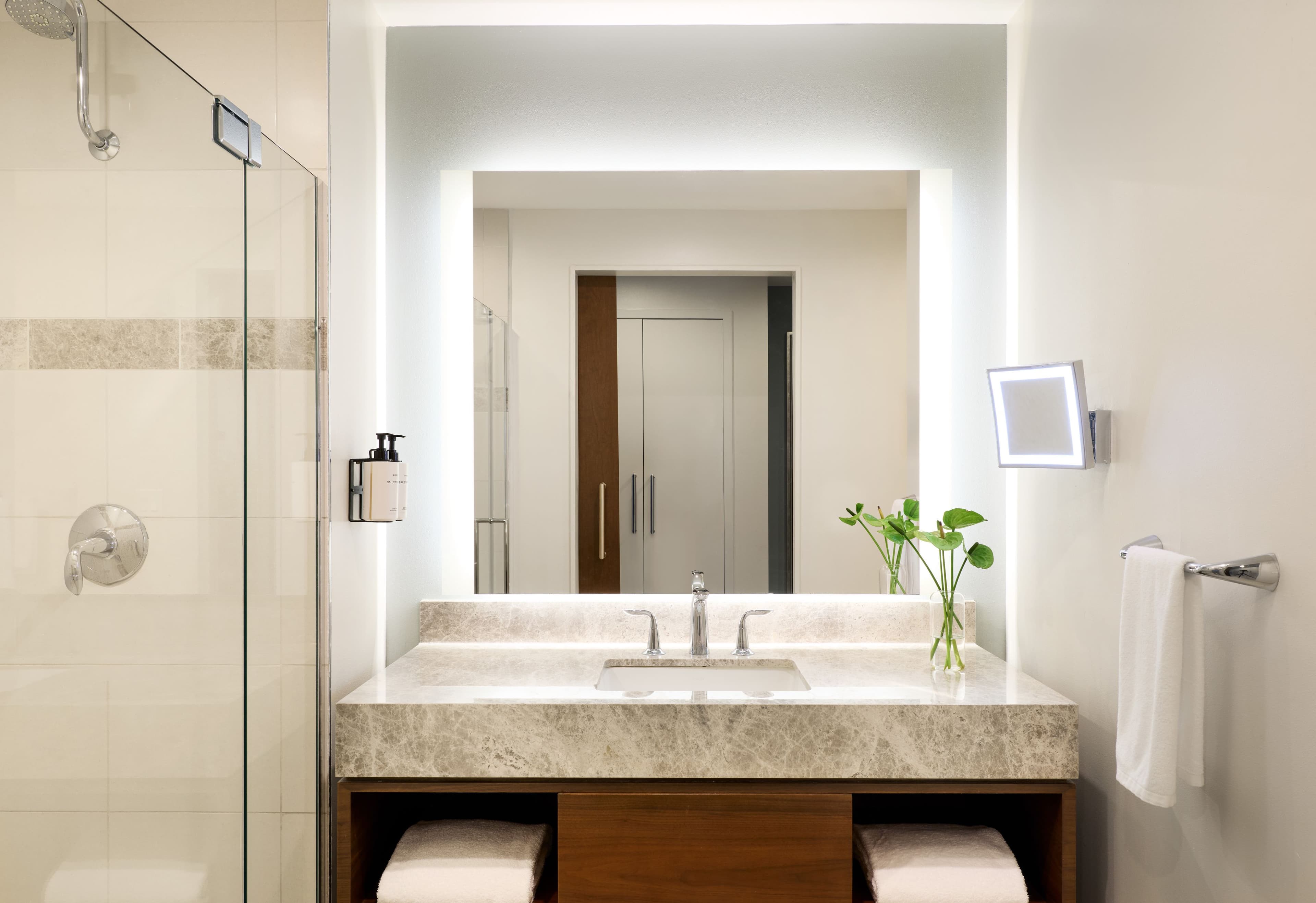 InterContinental Houston — 5