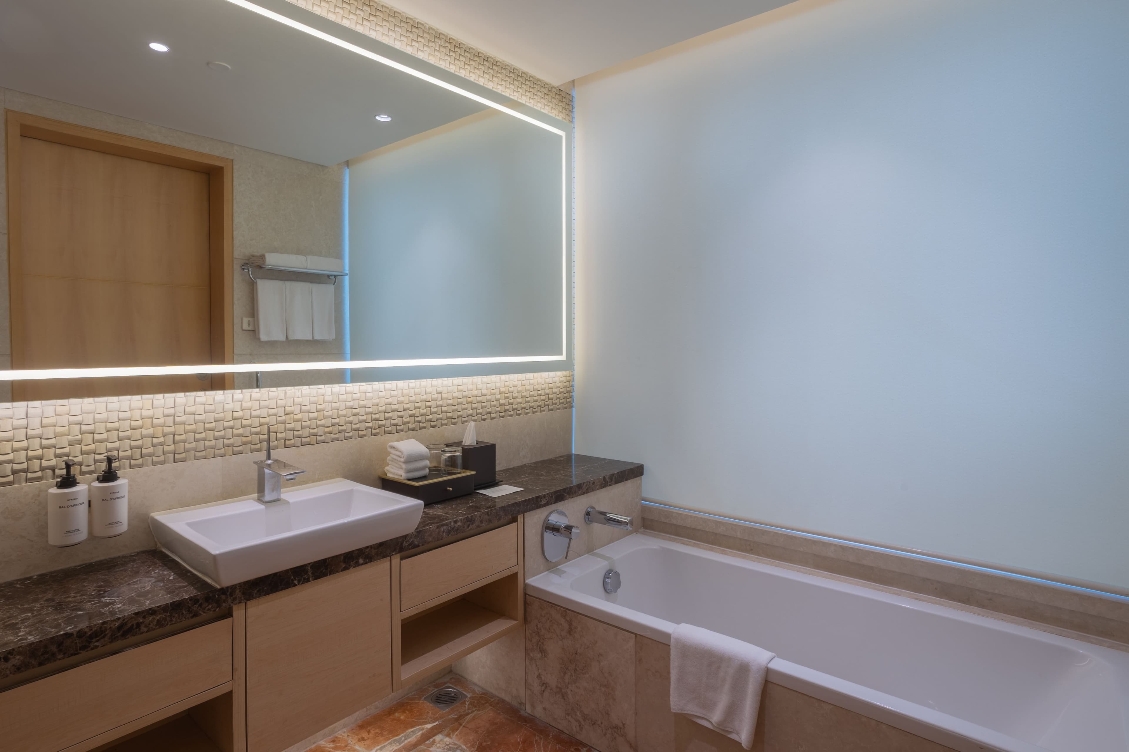 InterContinental Jaipur Tonk Road — 7