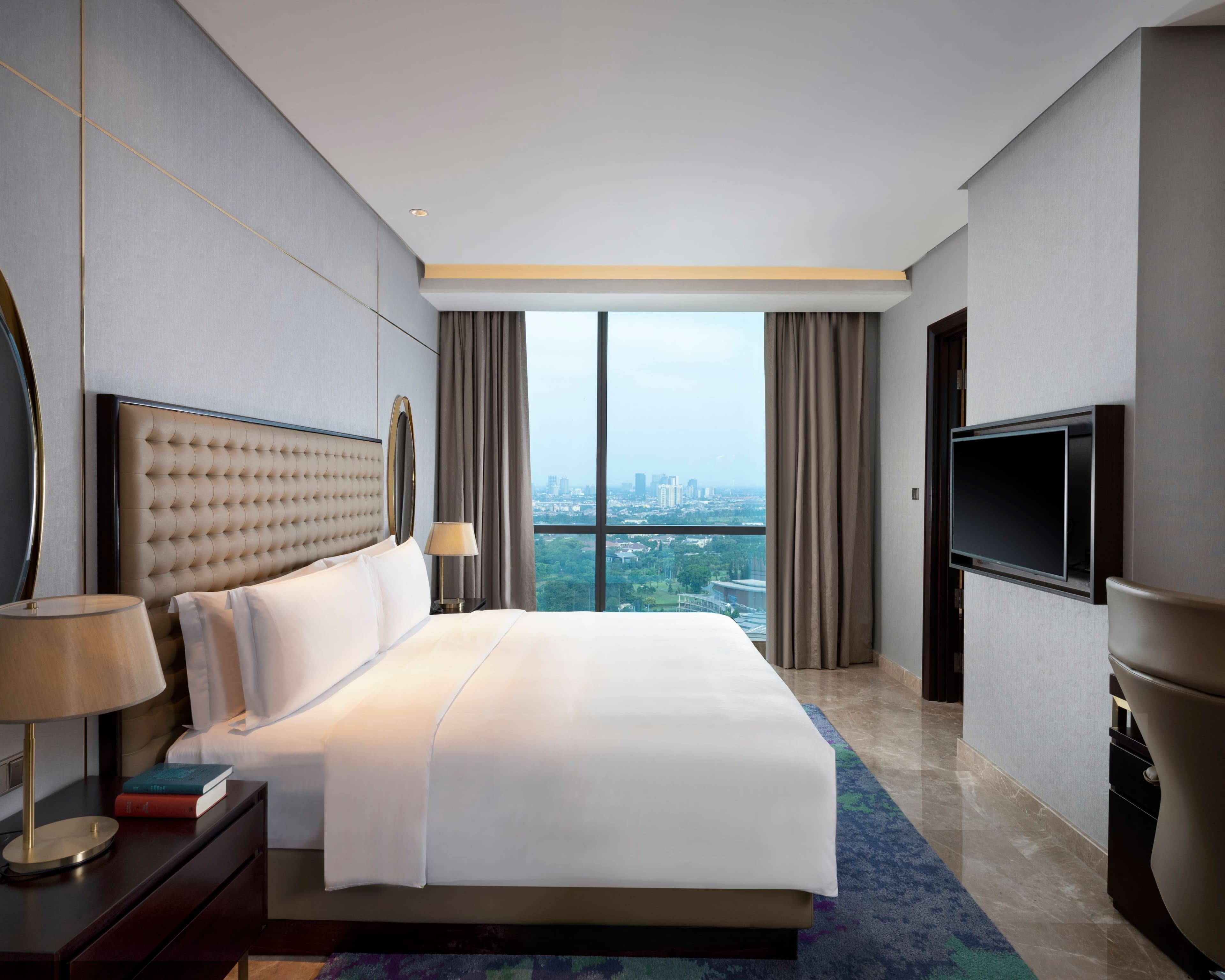 InterContinental Residence Jakarta Pondok Indah — 7