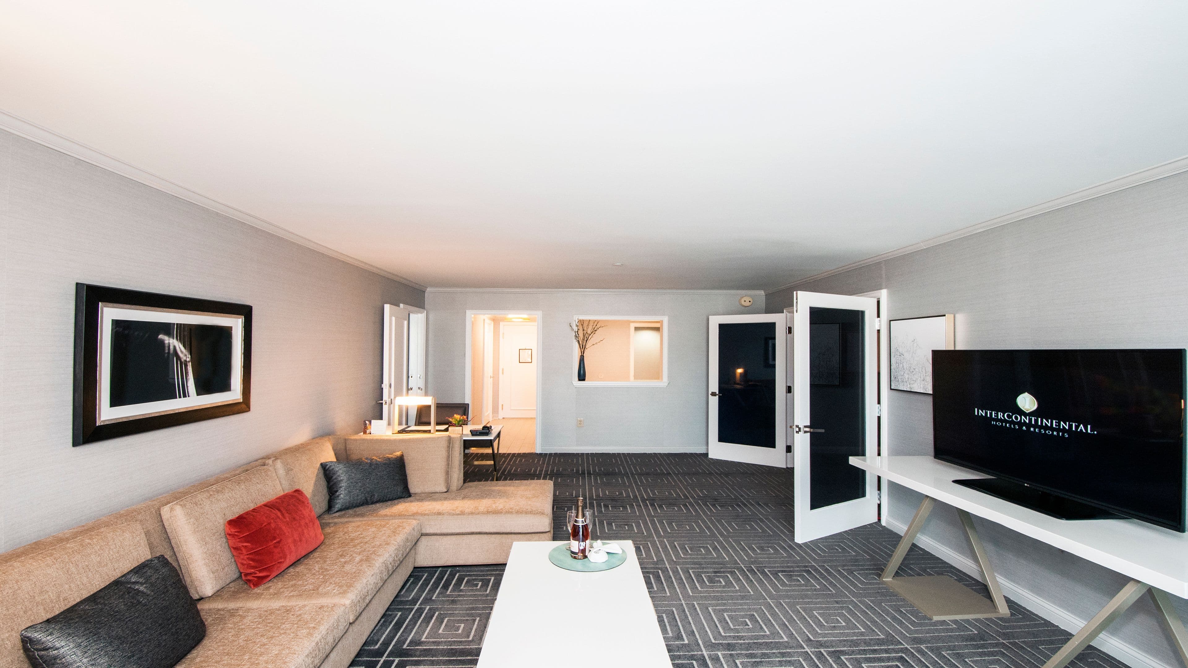 InterContinental Kansas City At The Plaza — 82