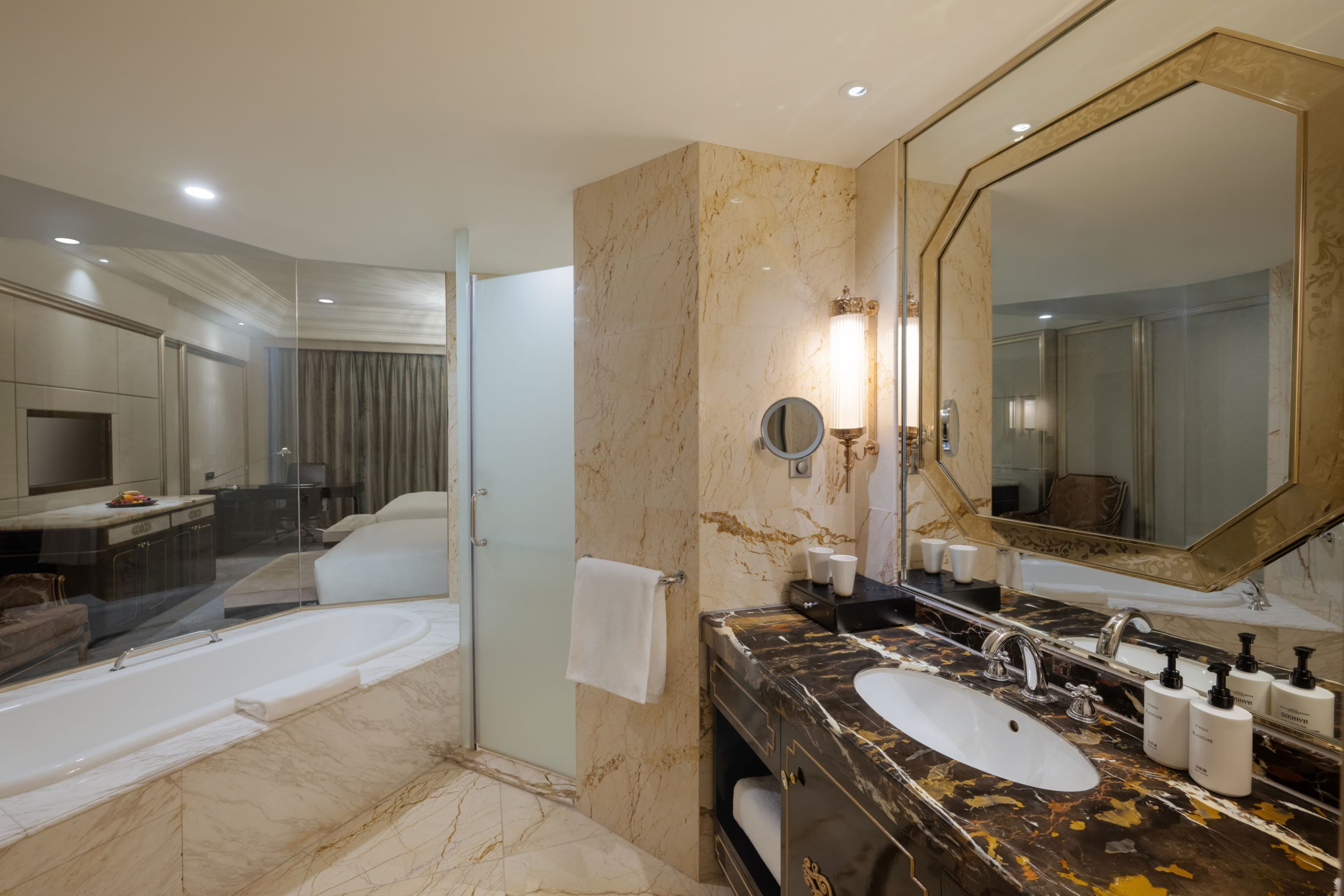 InterContinental Lhasa Paradise — 13