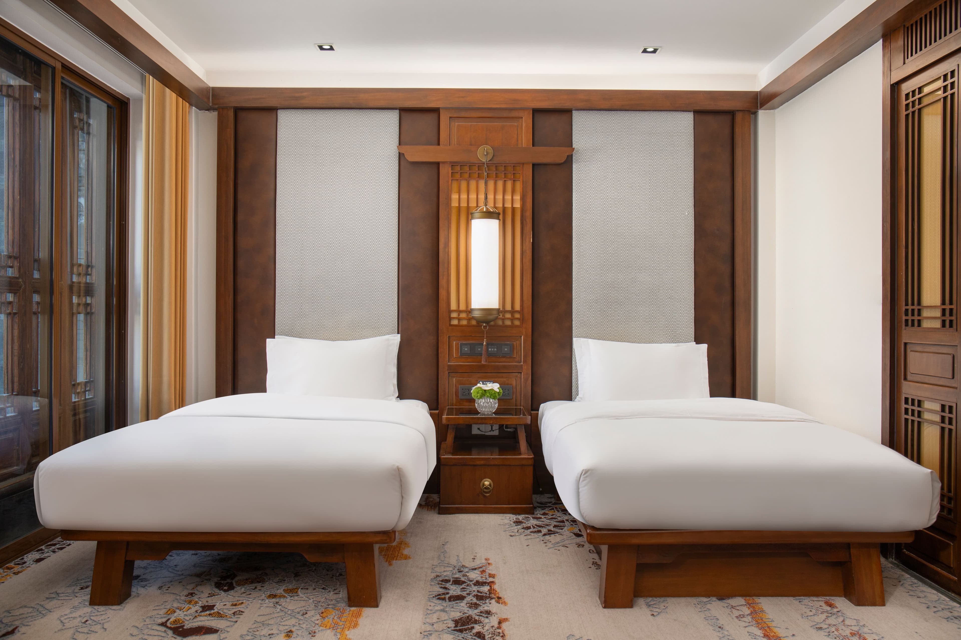 InterContinental Lijiang Ancient Town Resort — 11