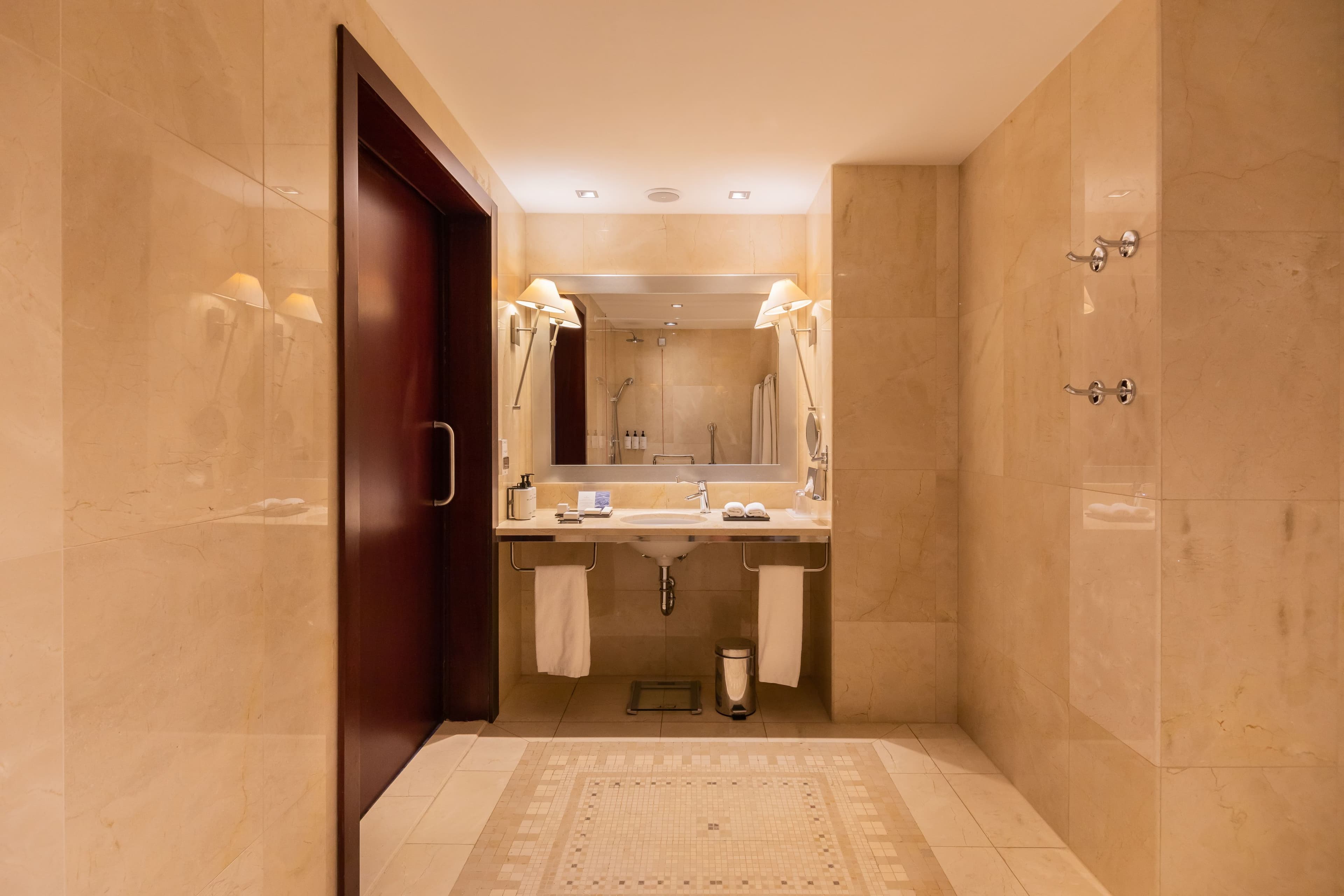 InterContinental Lisbon — 70