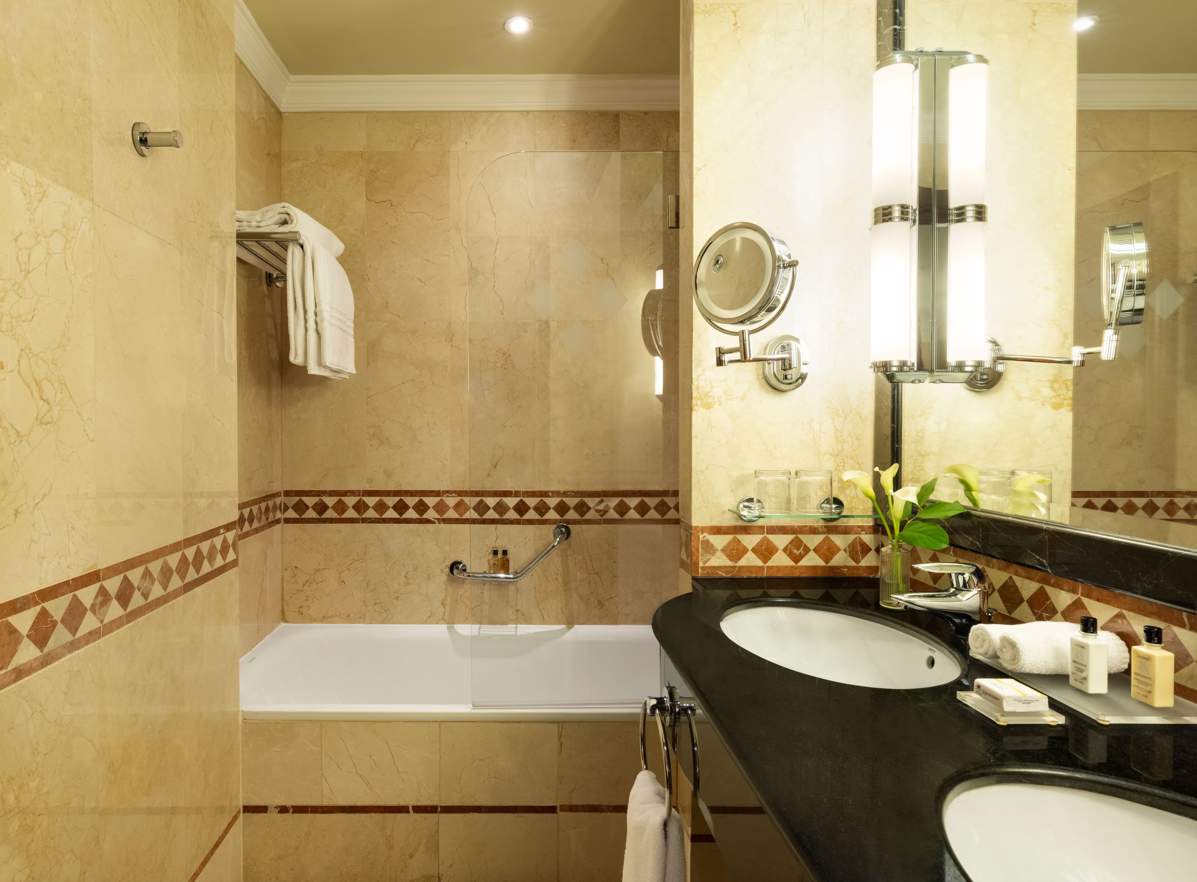 Classic Room - Image 10