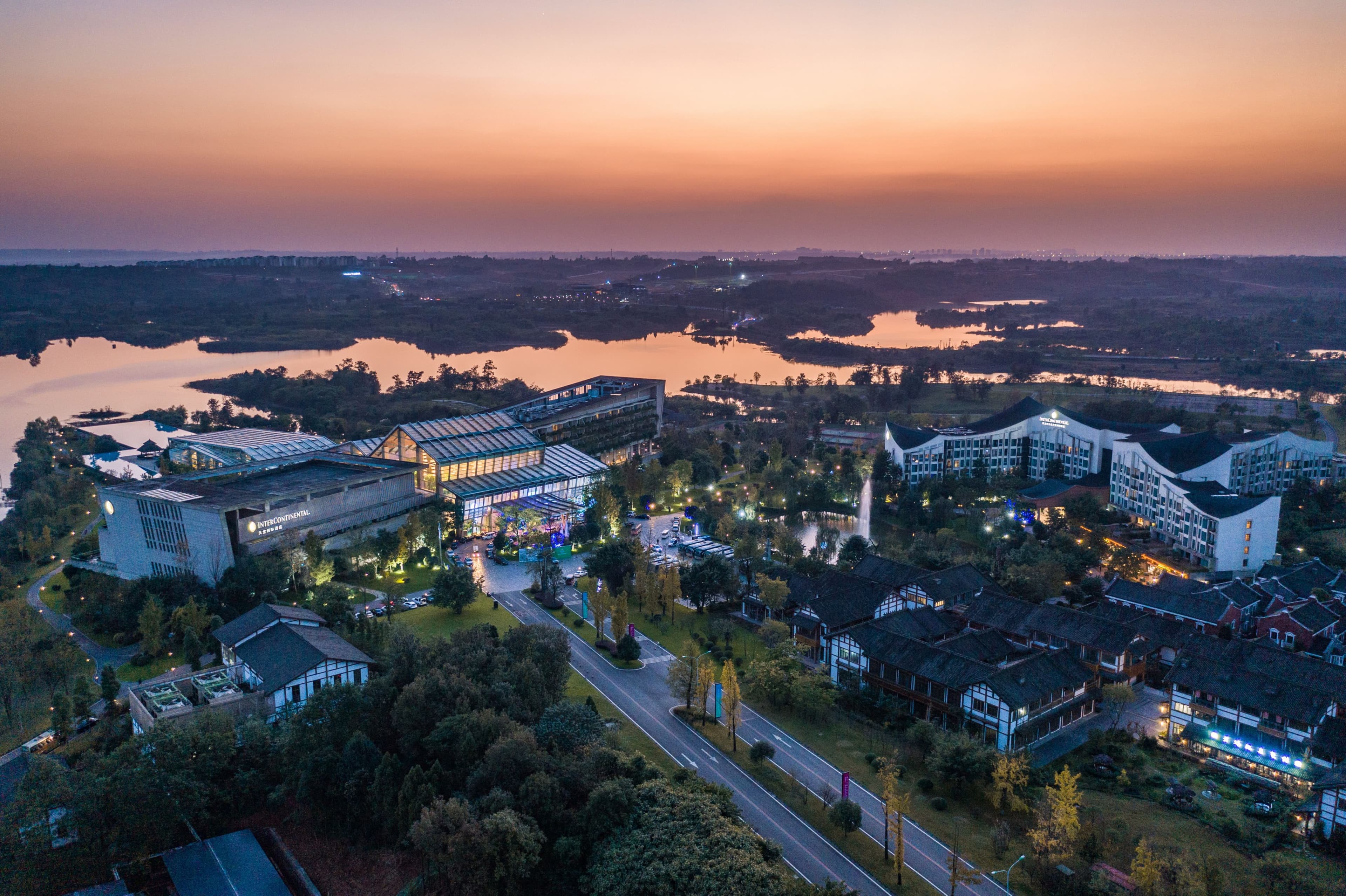 InterContinental Heilong Lake - Image 1