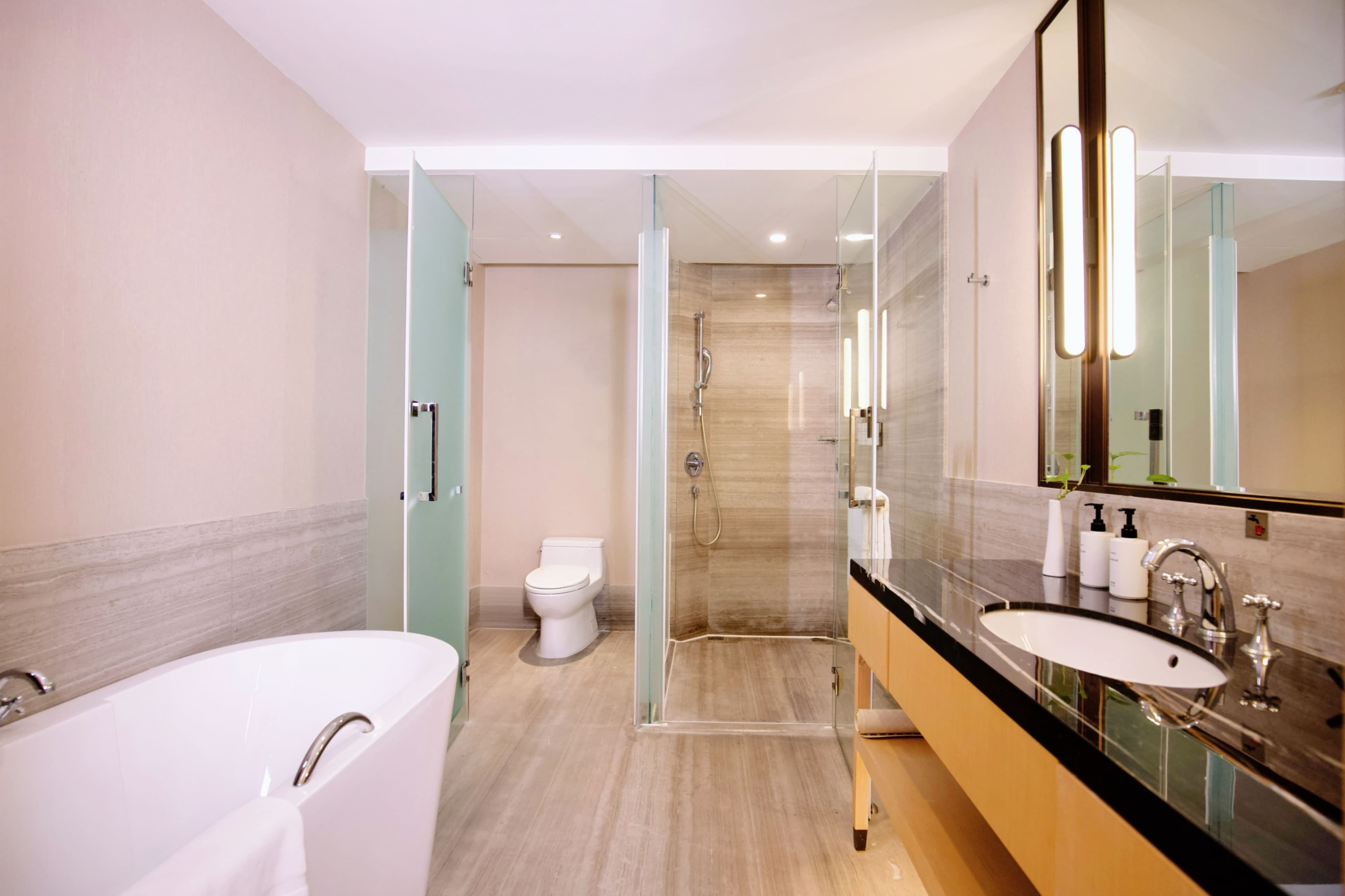 InterContinental Heilong Lake - Image 3