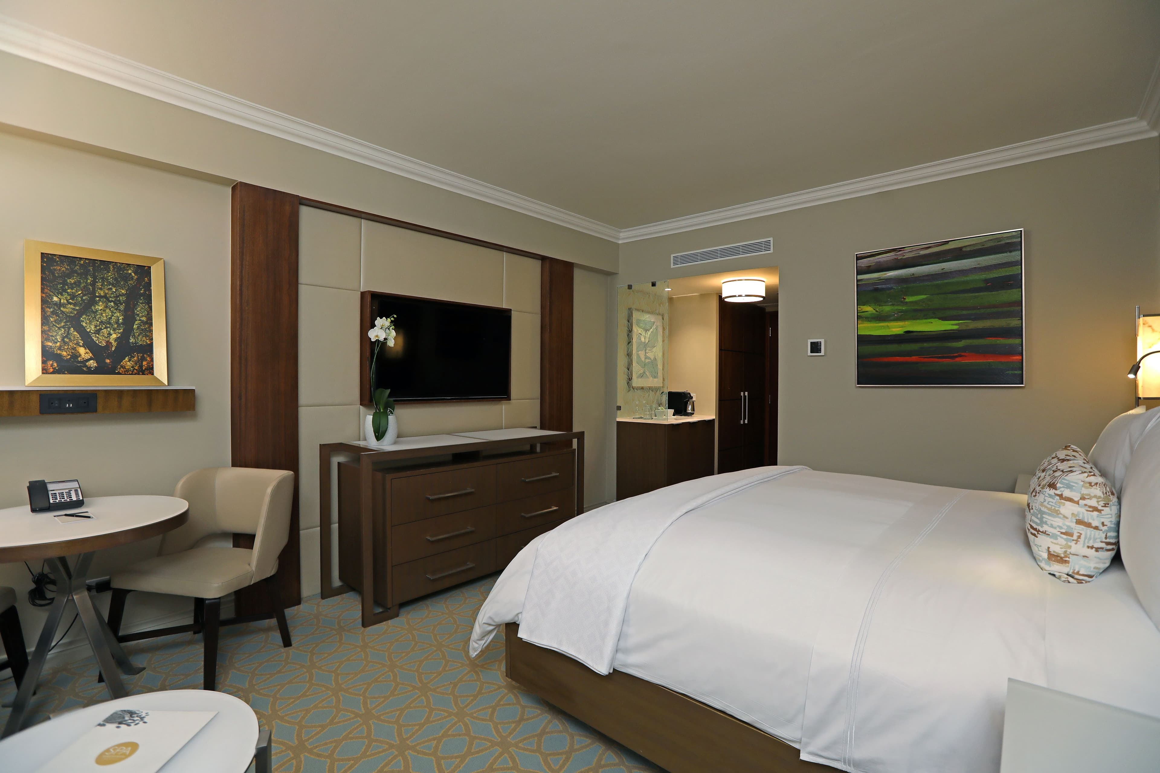 InterContinental Costa Rica at Multiplaza Mall — 11