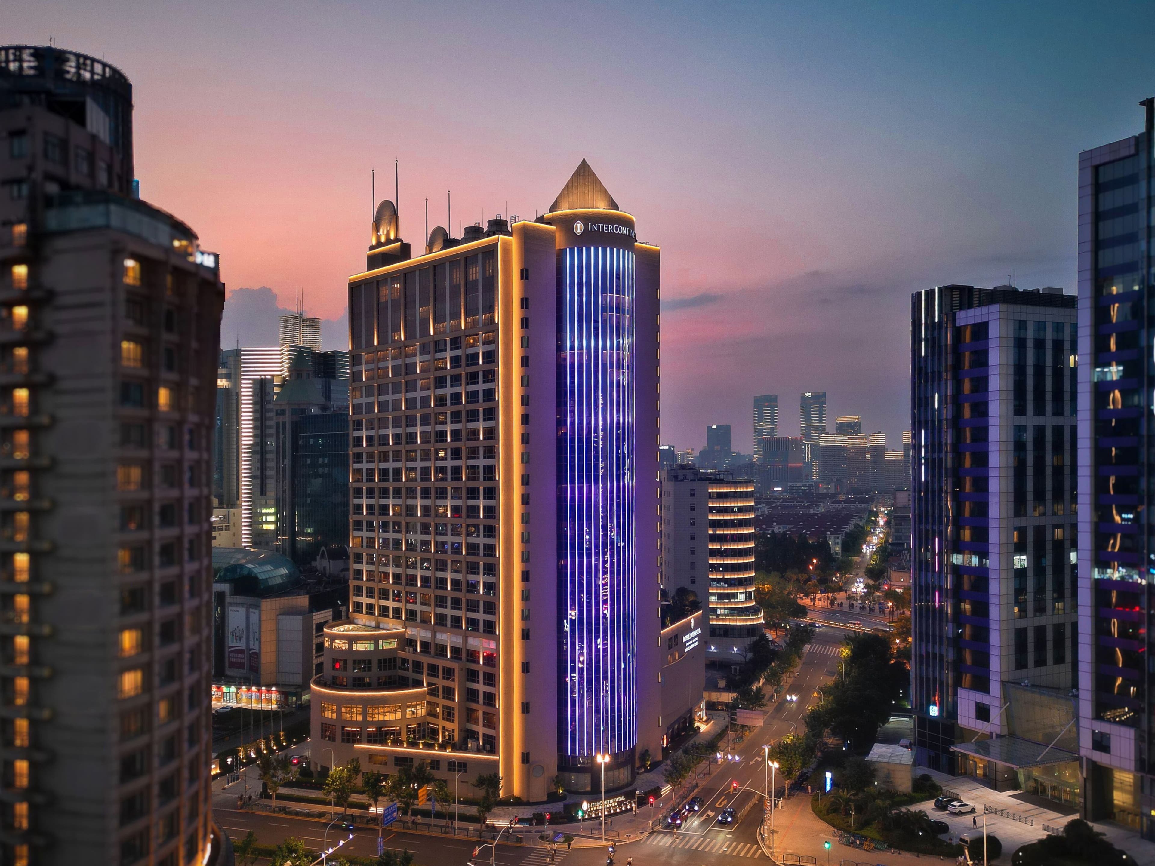 InterContinental Shanghai Pudong - Image 1