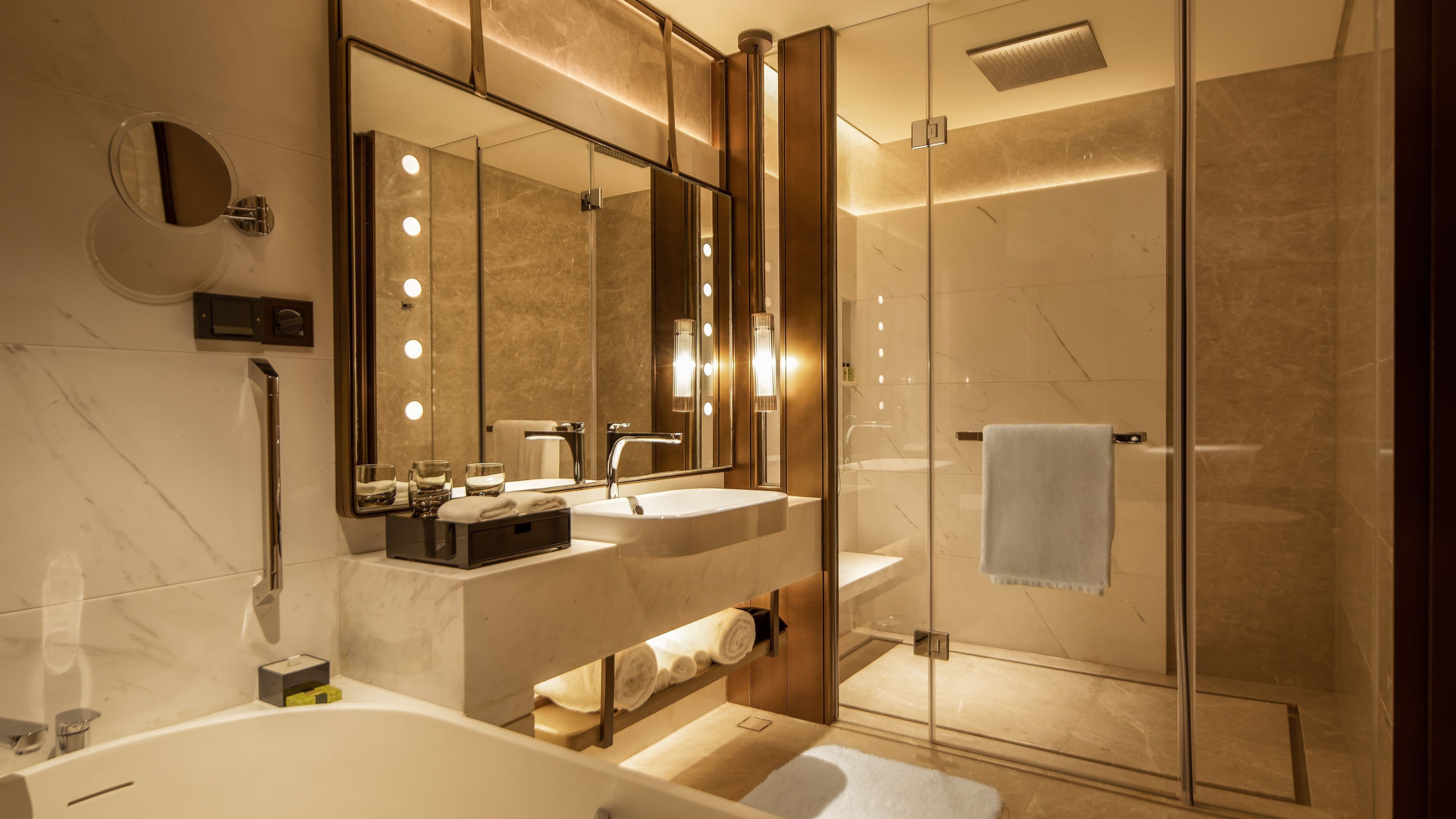 InterContinental TianjinYujiapuHotel&Residences - Image 3