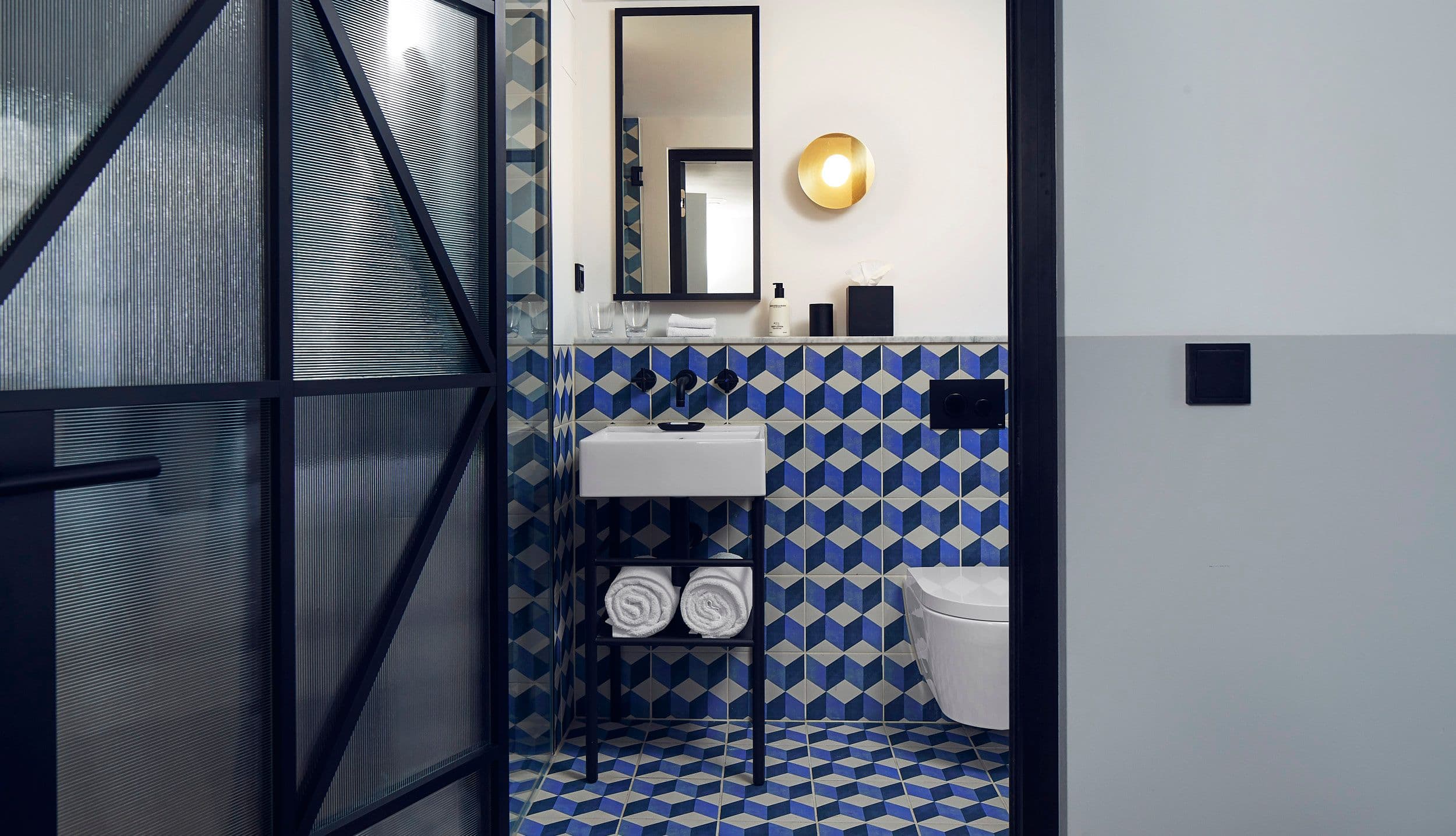 Kimpton De Witt - Image 5