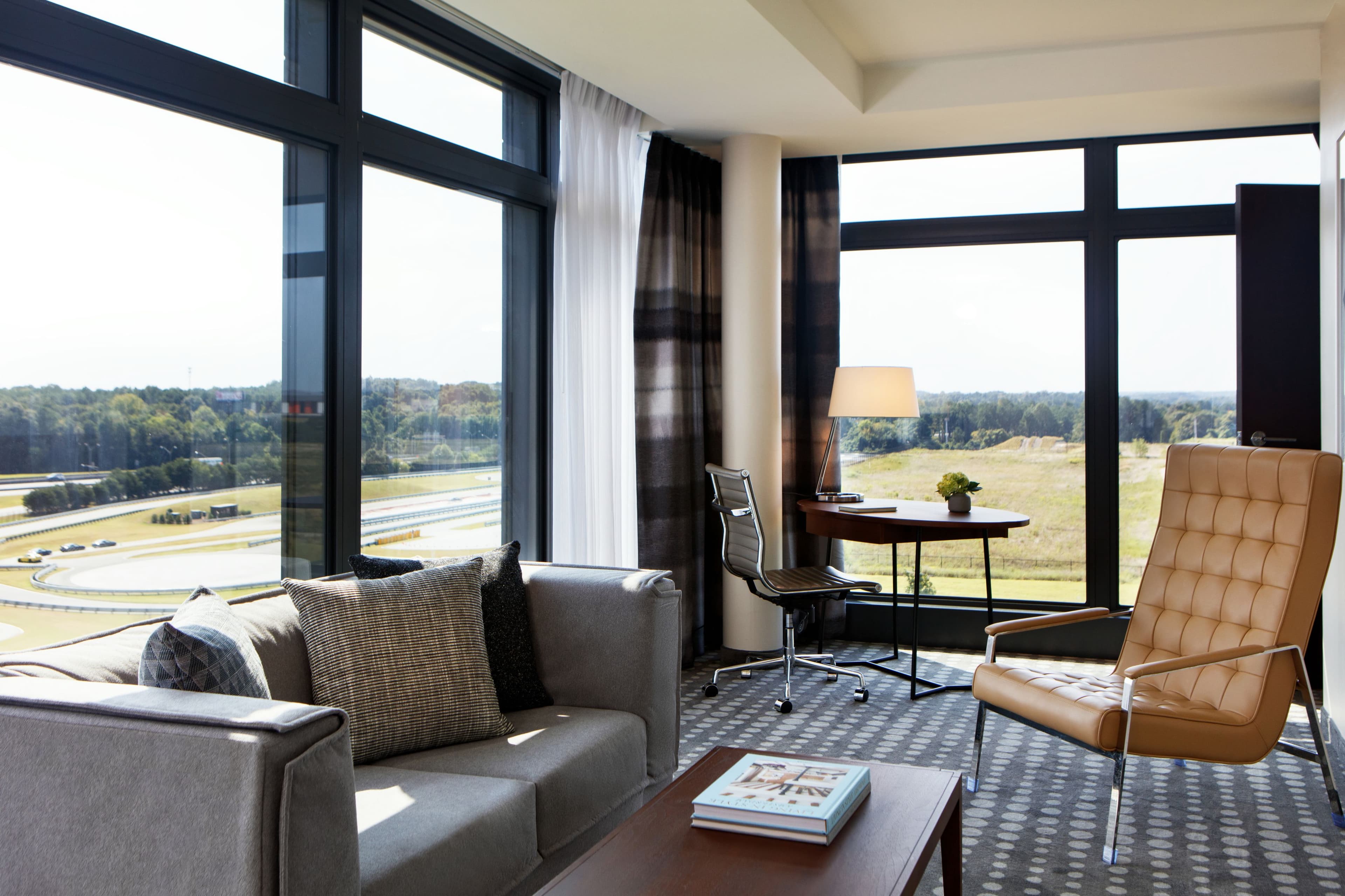 Kimpton Overland Hotel Atlanta Airport — 26