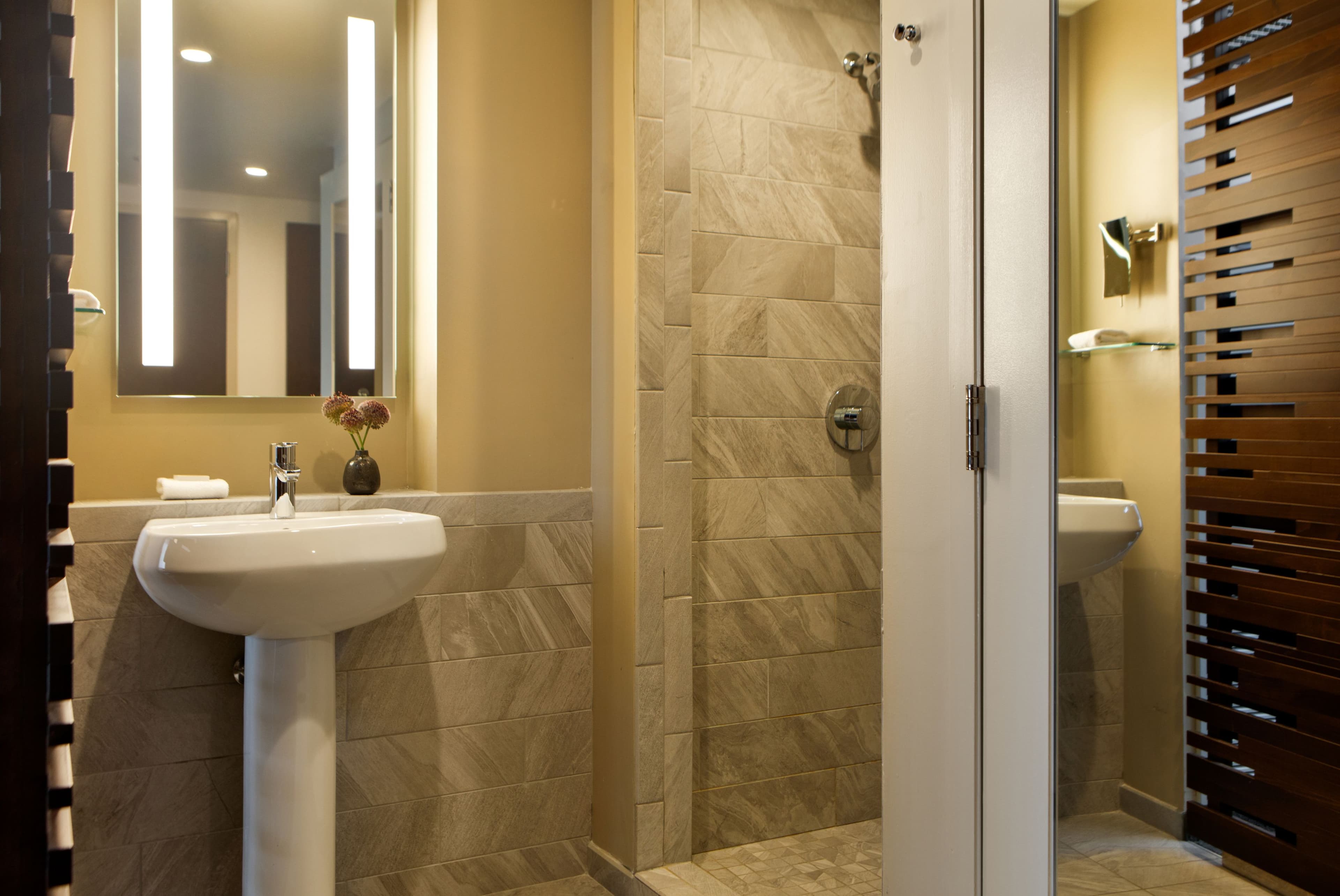 Kimpton Overland Hotel Atlanta Airport - Image 4