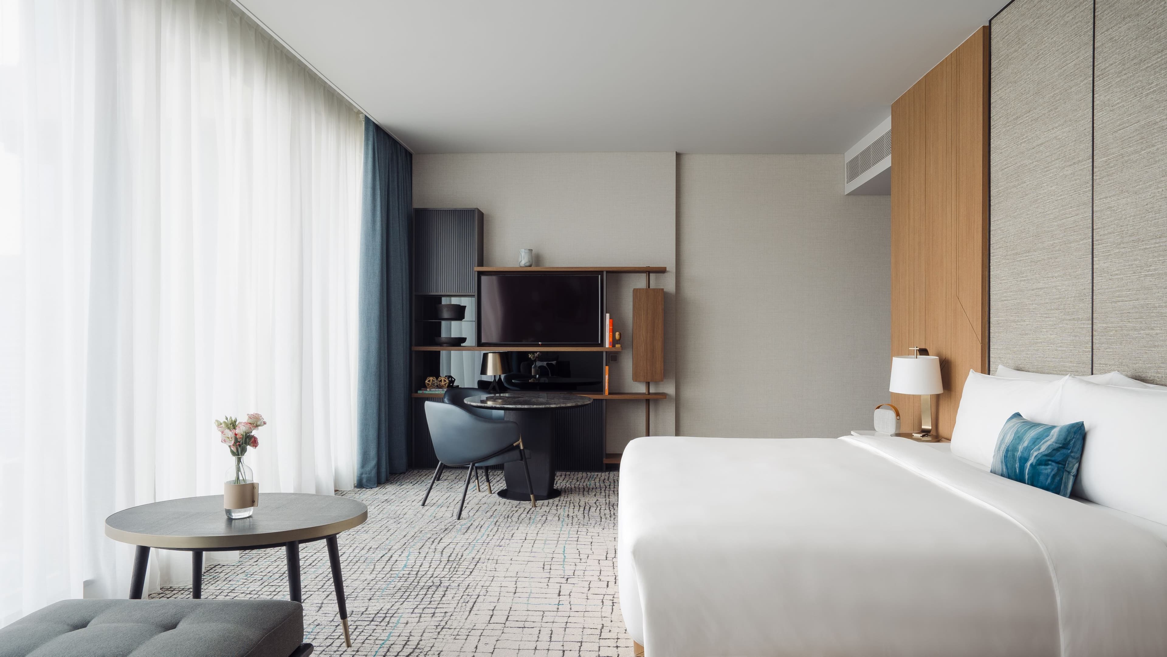 Kimpton Maa-Lai Bangkok — 19