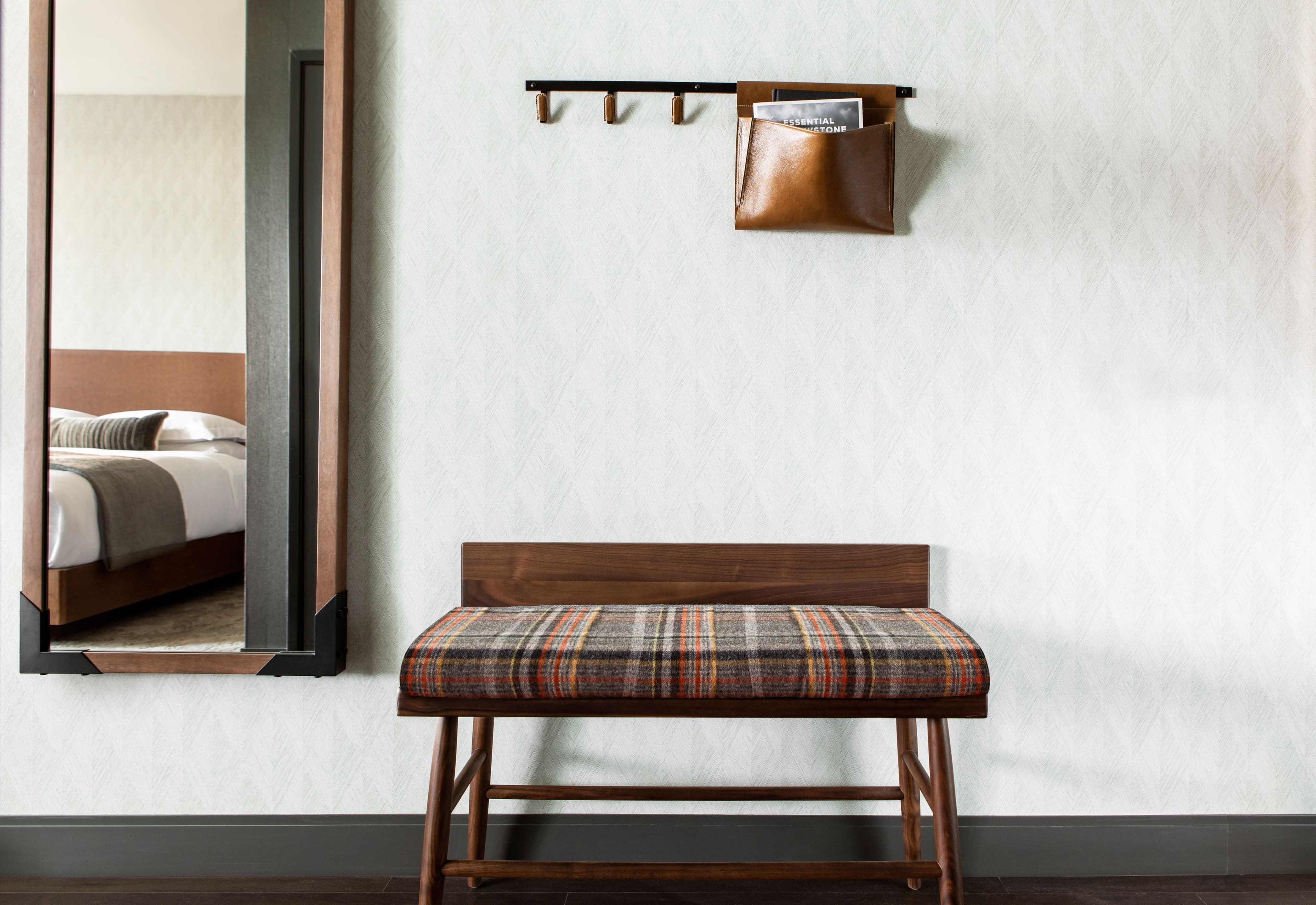 Essential Room - Image 5