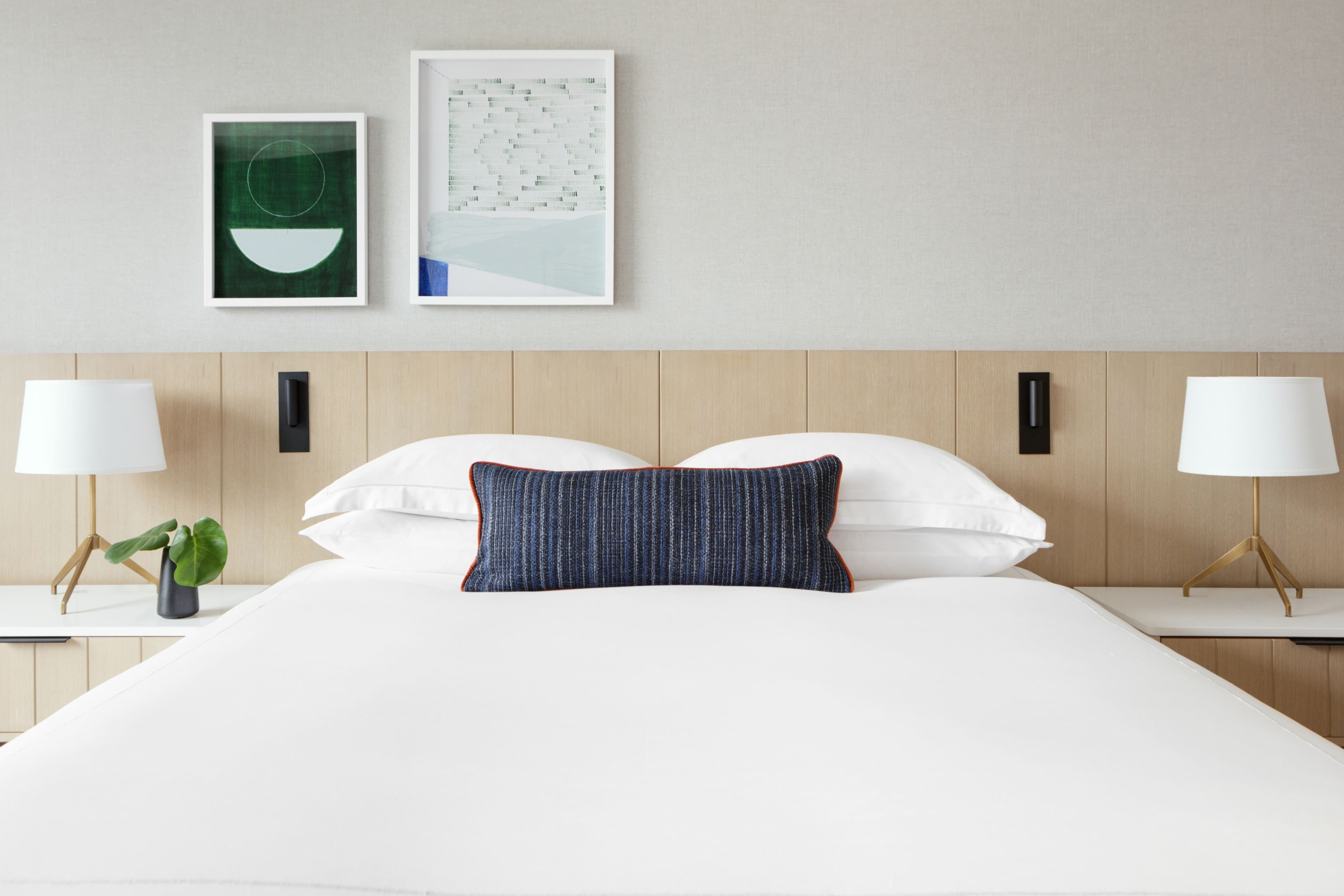 Kimpton The Forum Hotel - Image 3