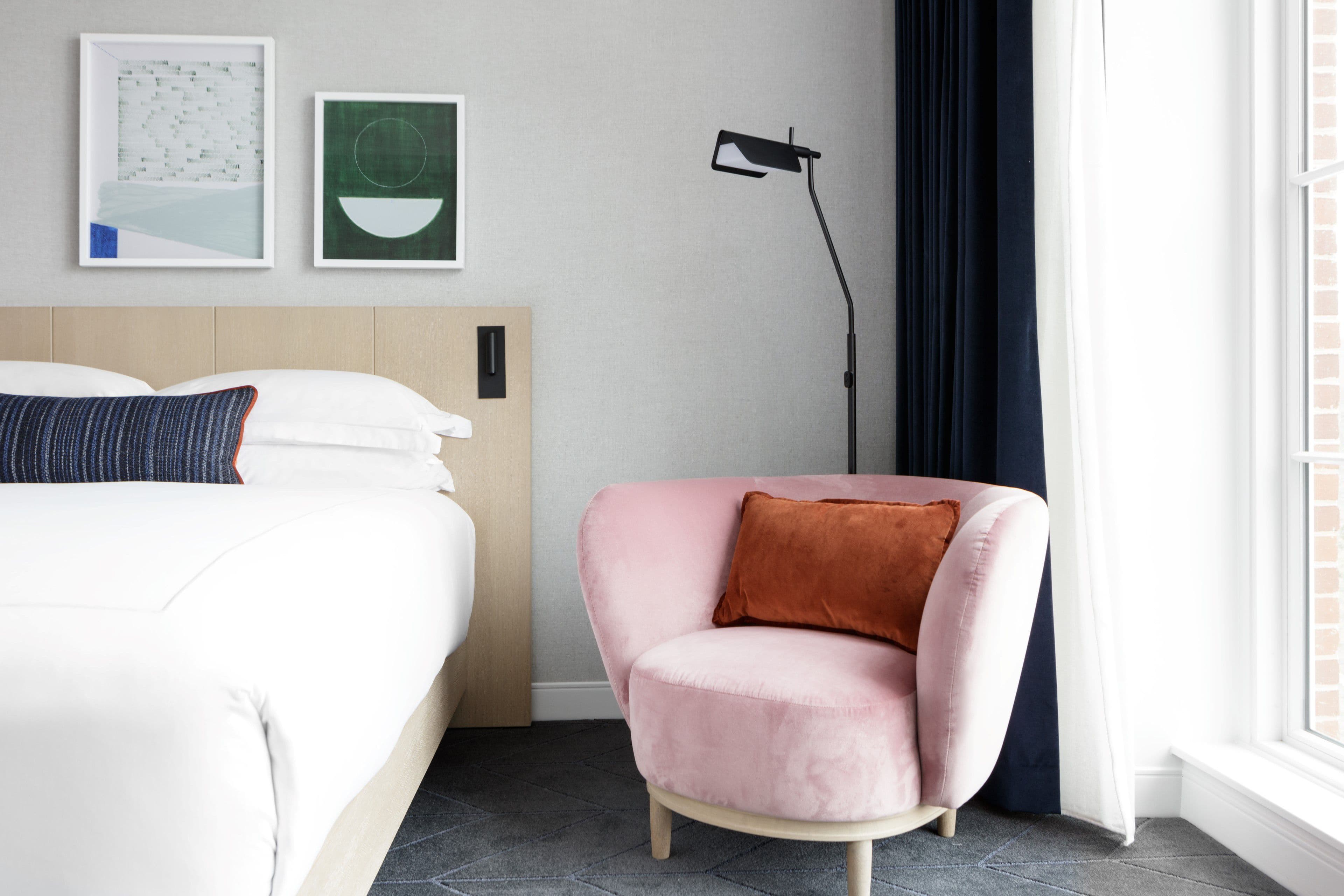 Kimpton The Forum Hotel - Image 2