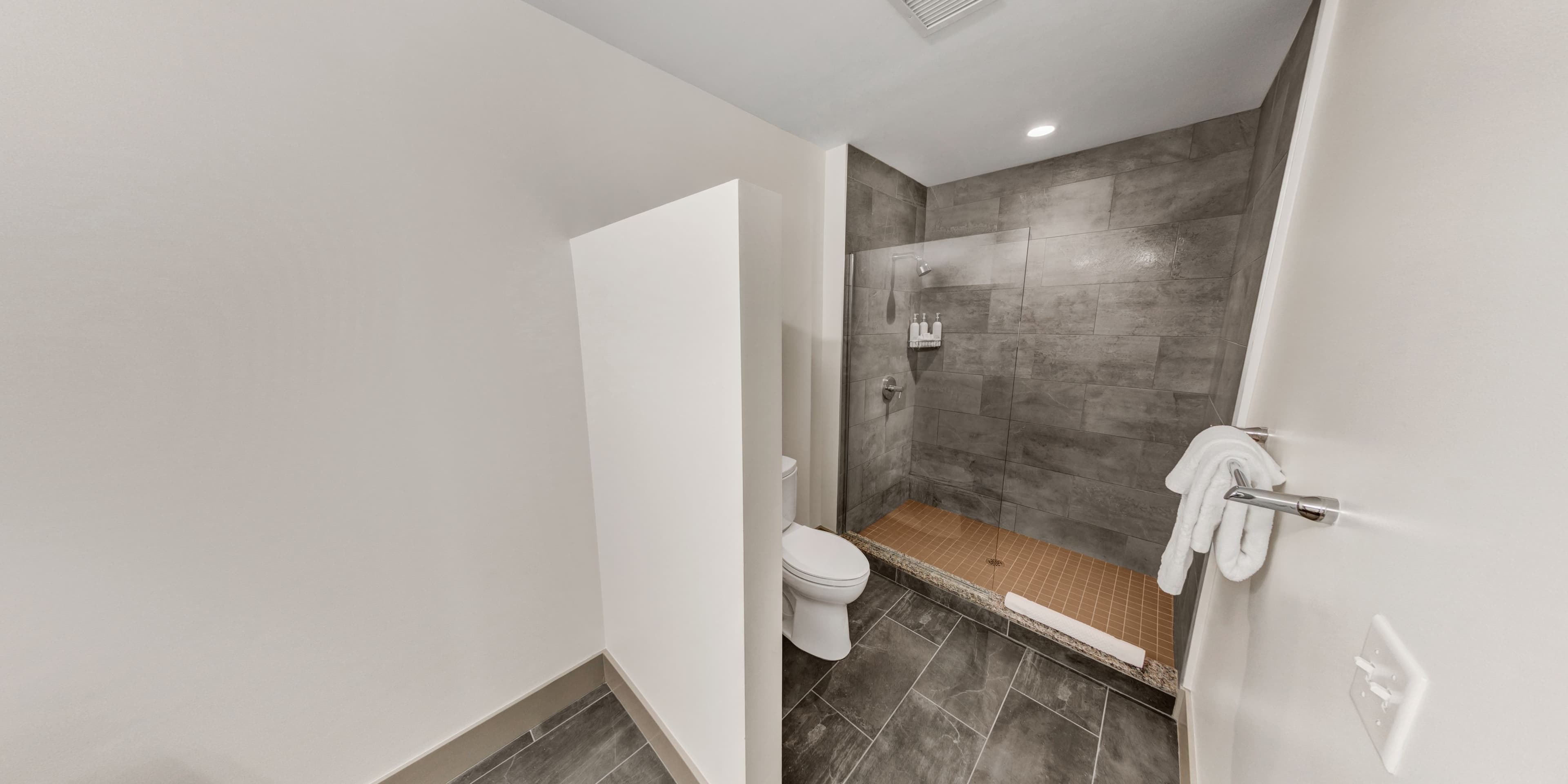 Kimpton Schofield Hotel — 94