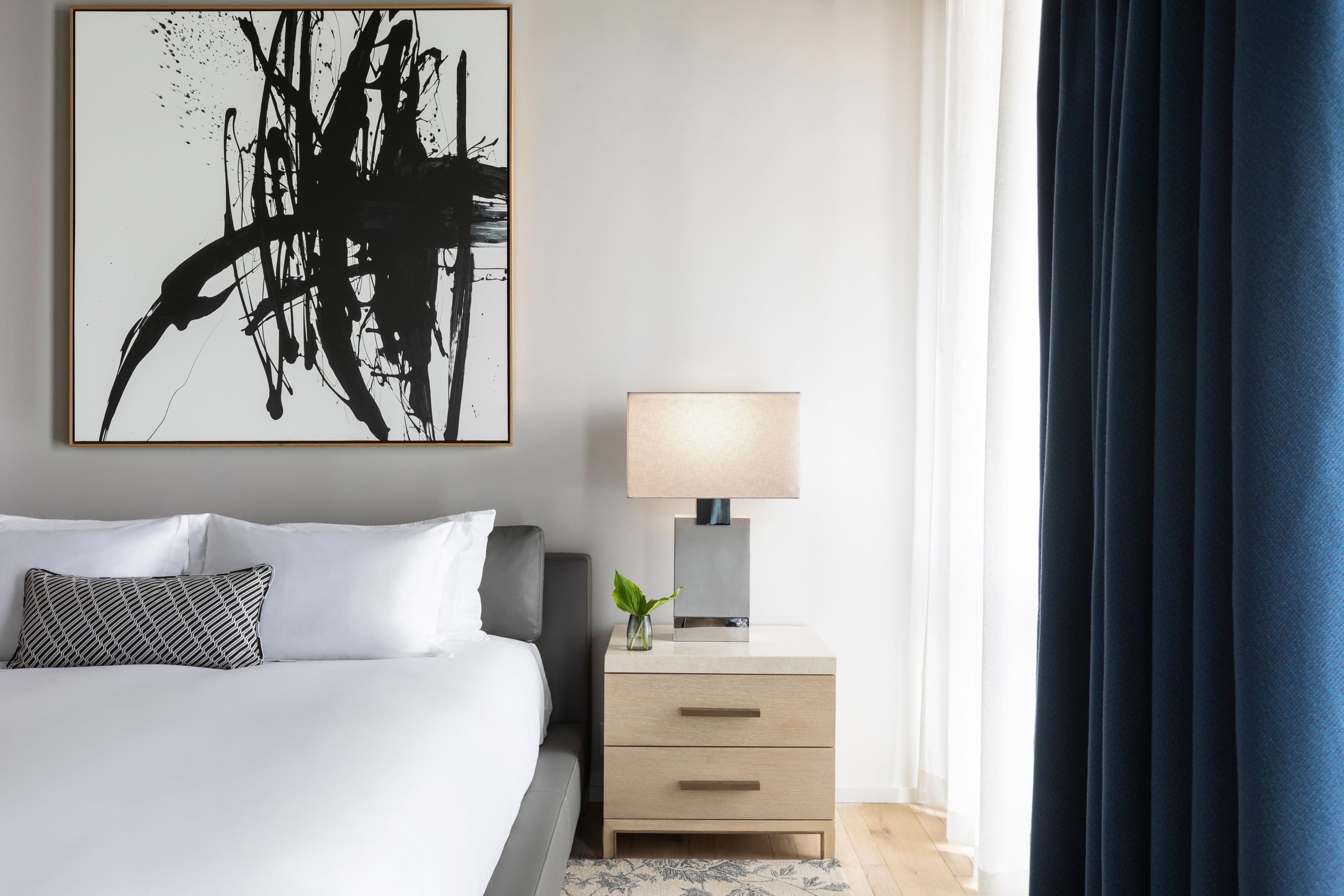 Kimpton Pittman Hotel - Image 4