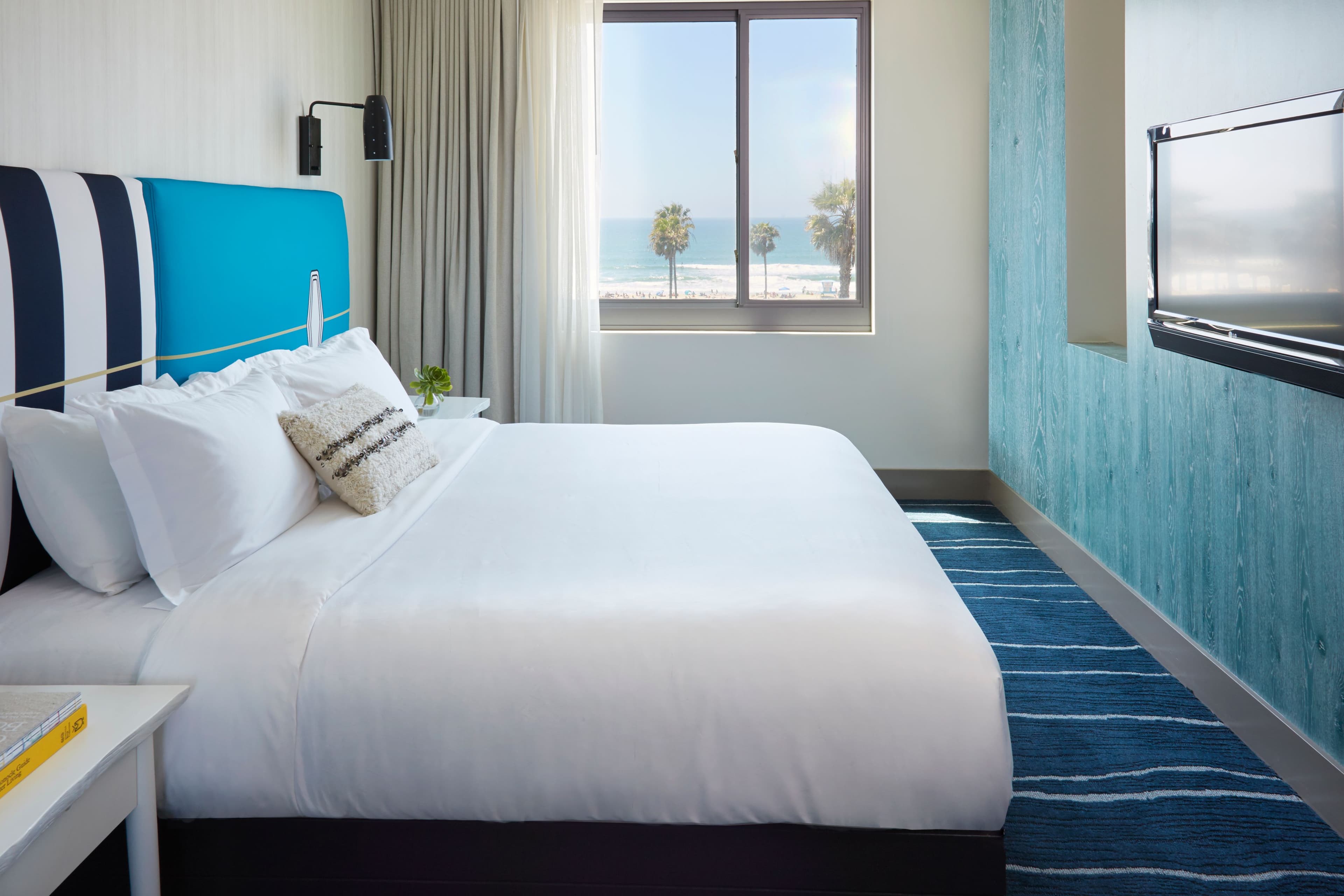 Kimpton Shorebreak Resort — 12