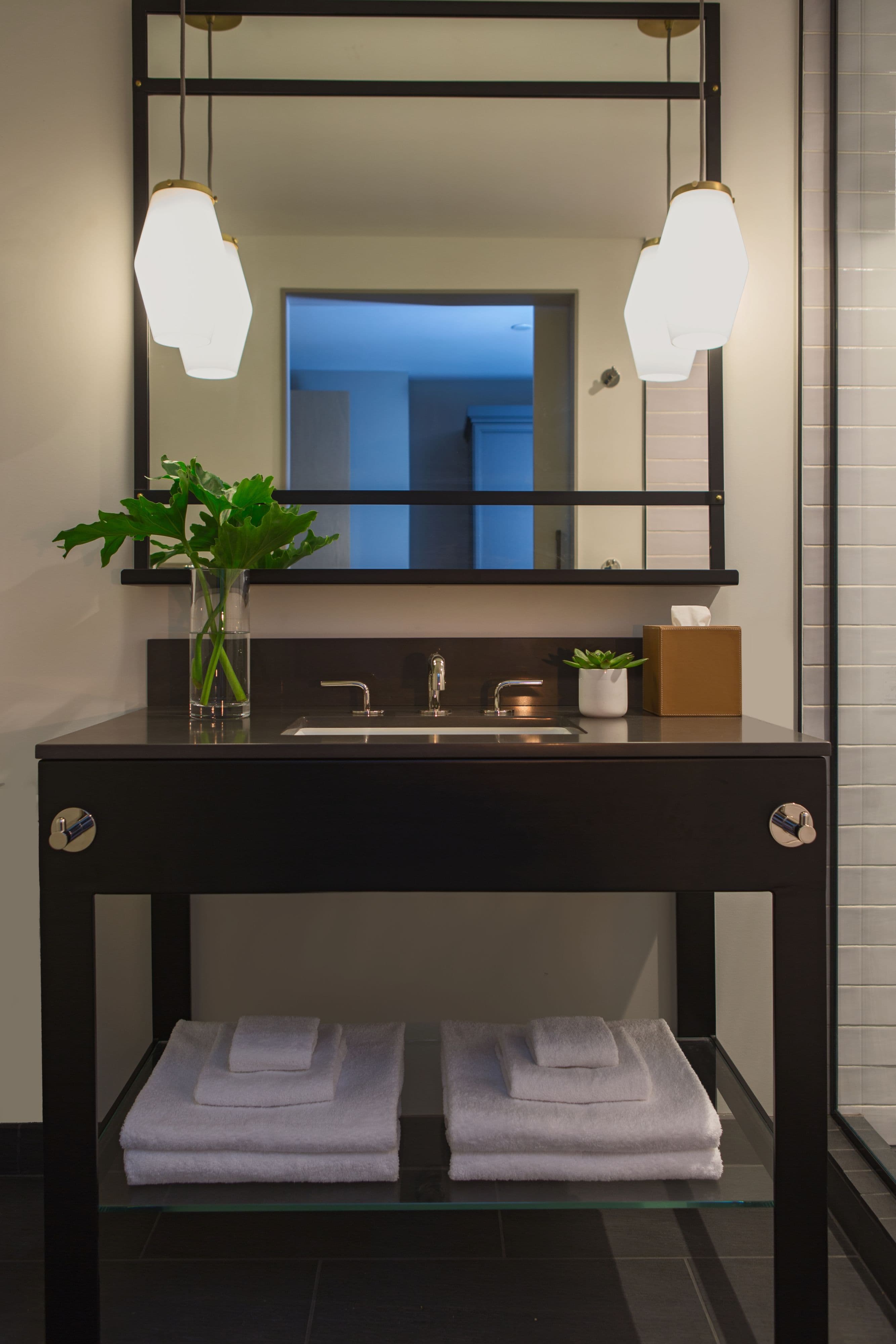 Kimpton Everly Hotel - Image 4
