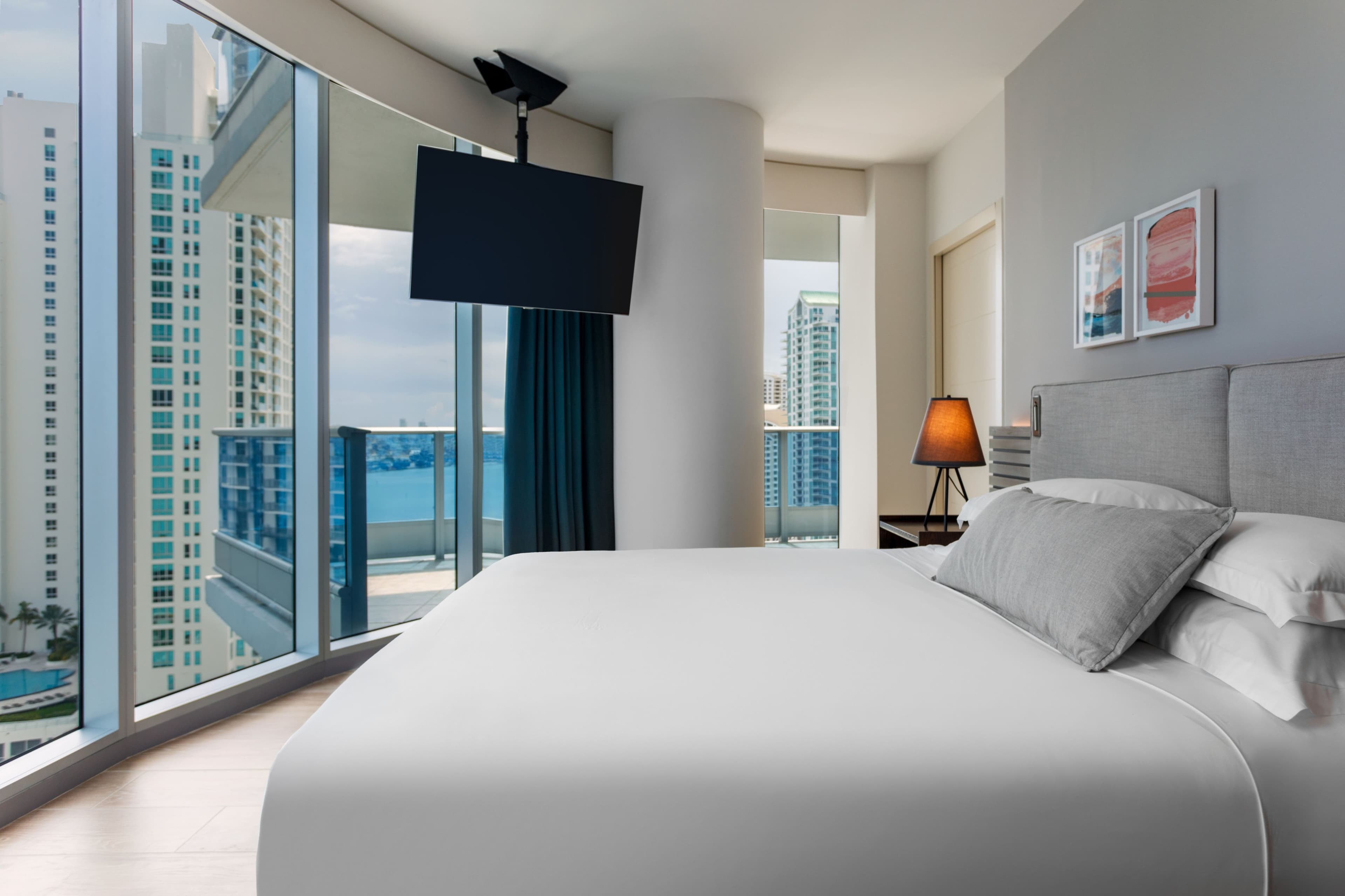 Kimpton EPIC Hotel — 80