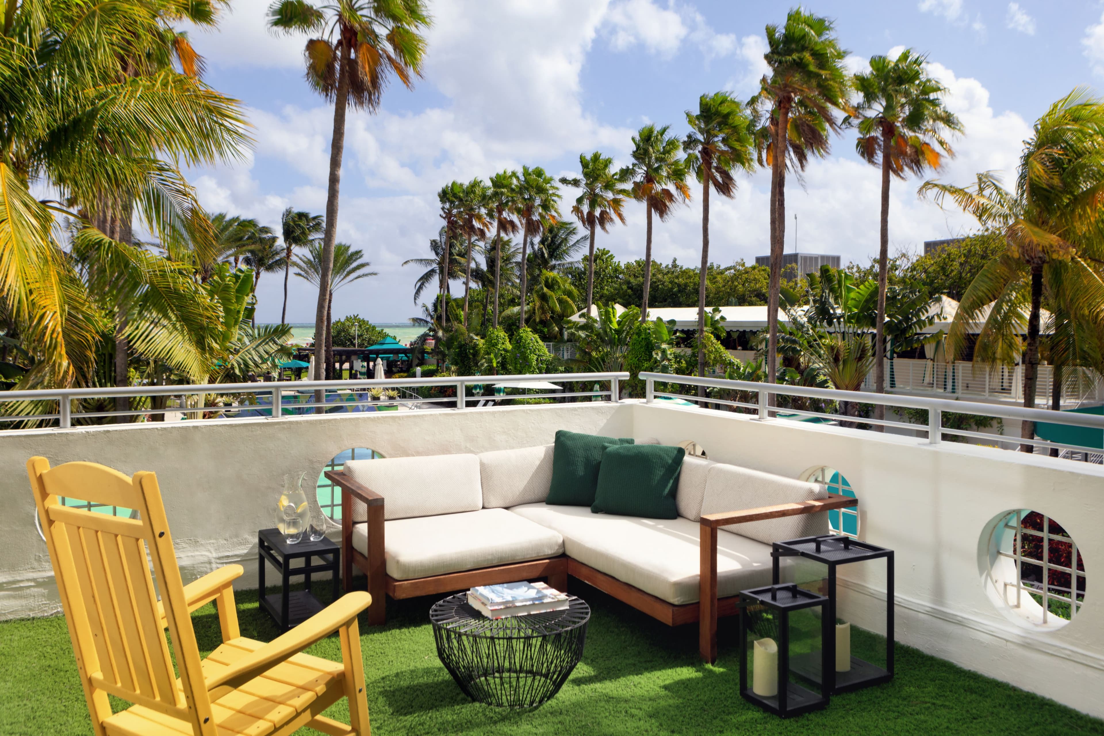Kimpton Surfcomber Hotel — 29