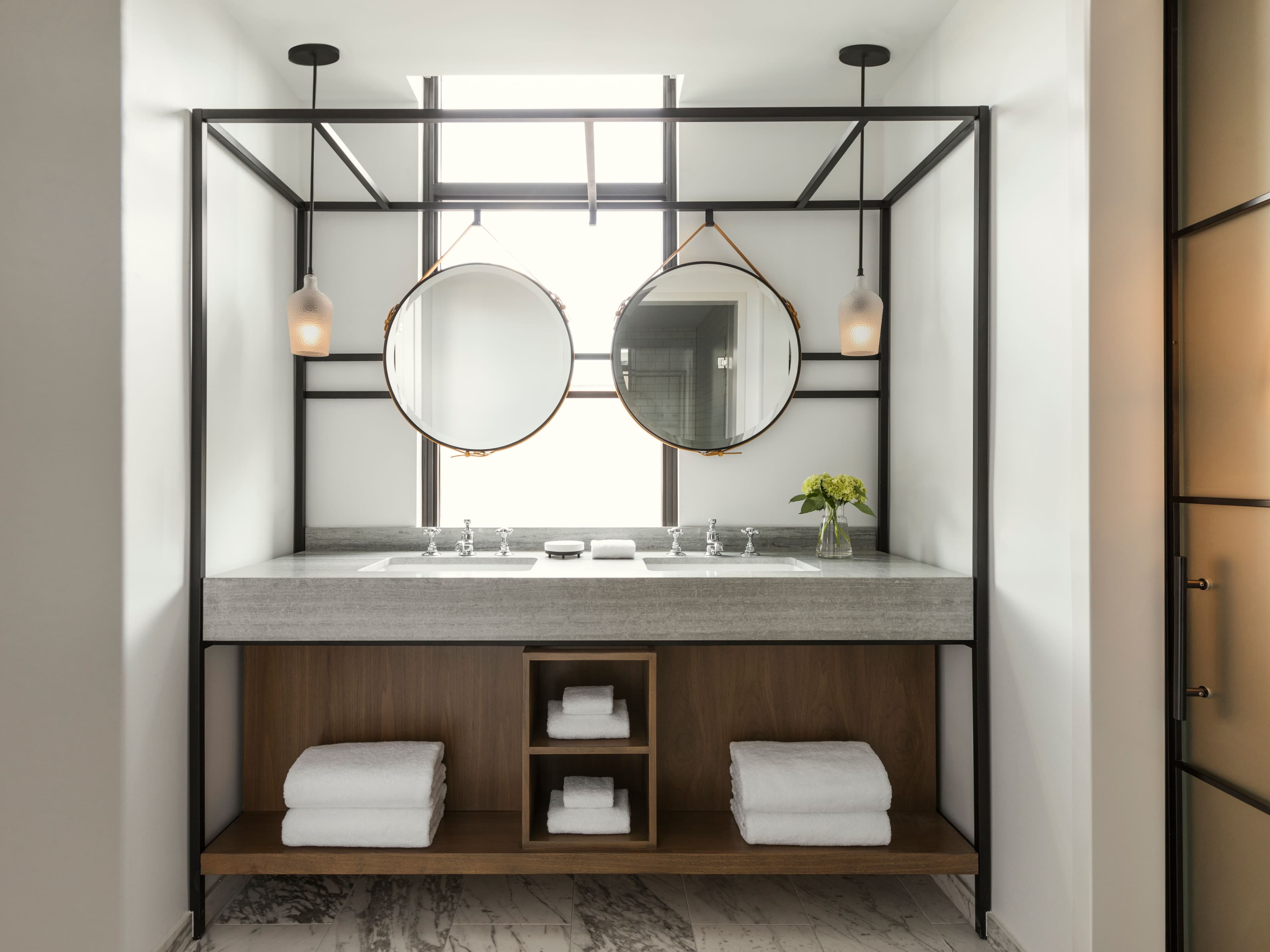 Kimpton Aertson Hotel — 36