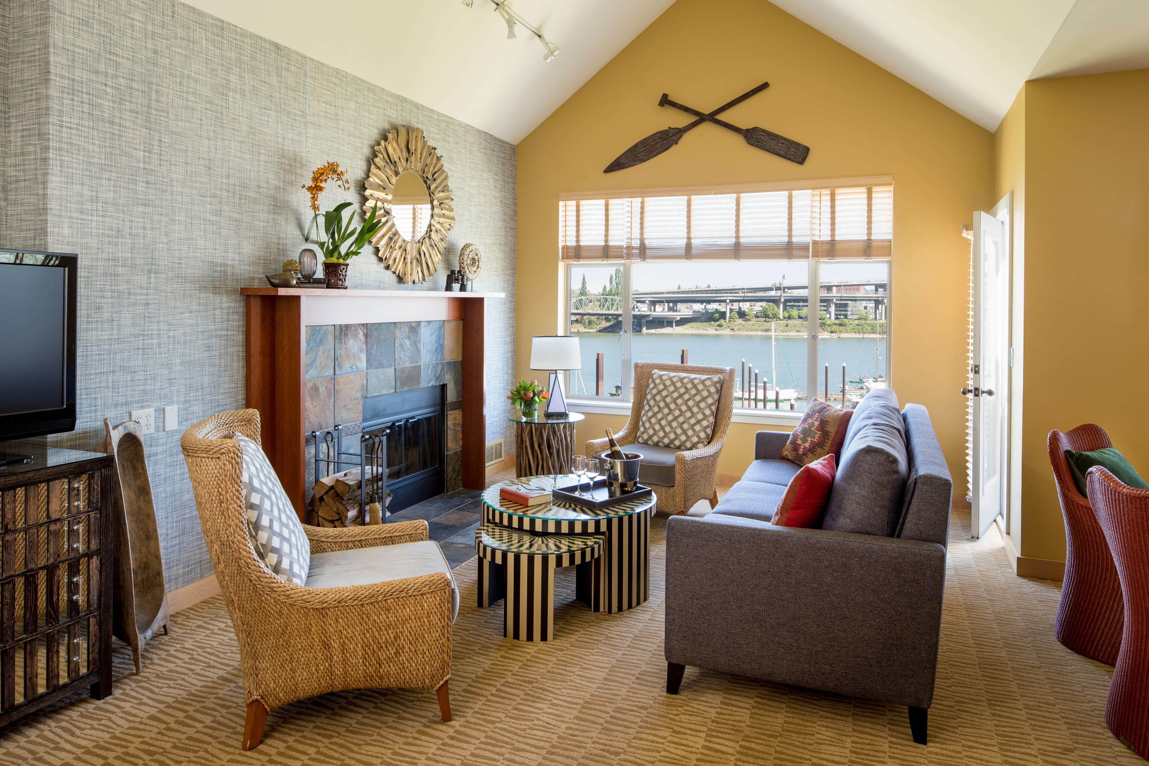 Kimpton RiverPlace Hotel — 75