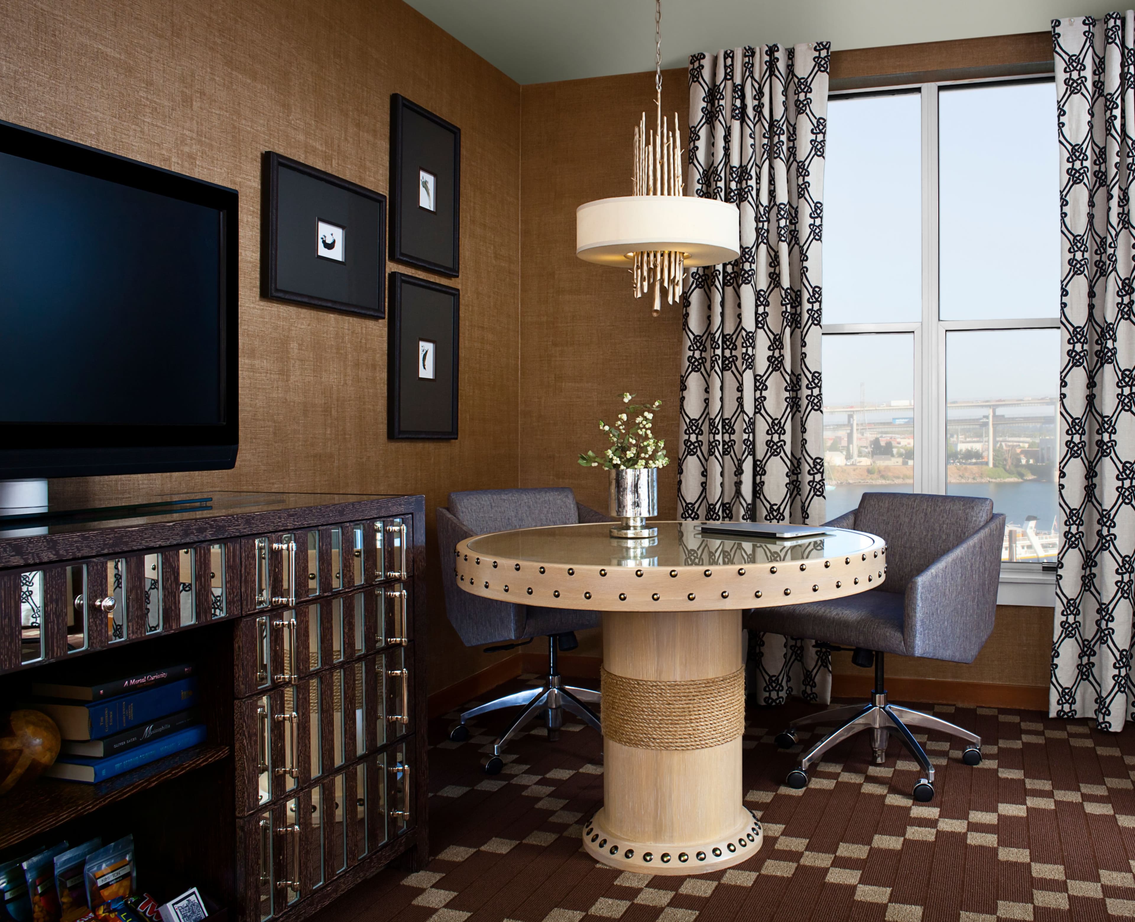 Kimpton RiverPlace Hotel — 18