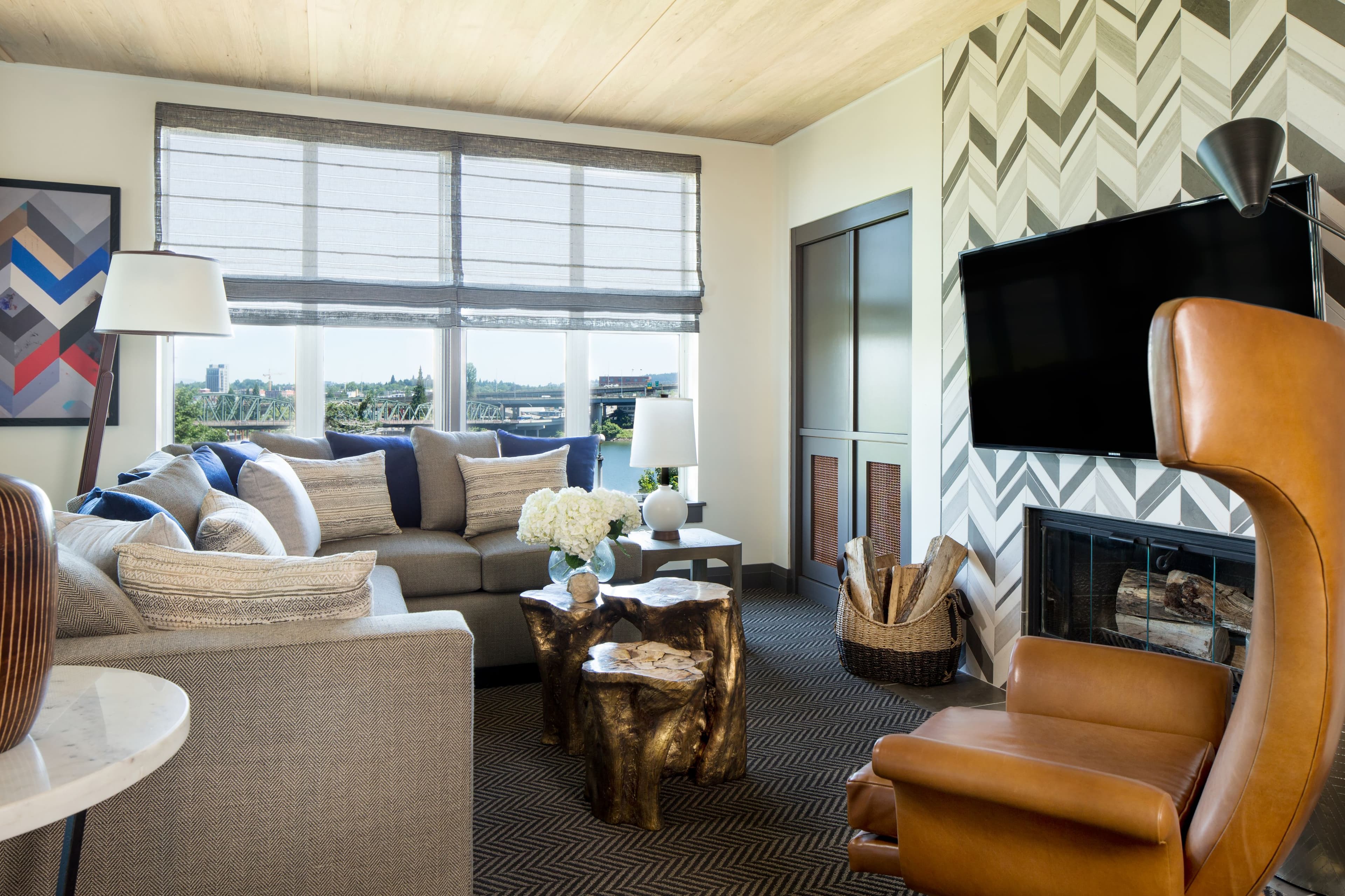 Kimpton RiverPlace Hotel — 50